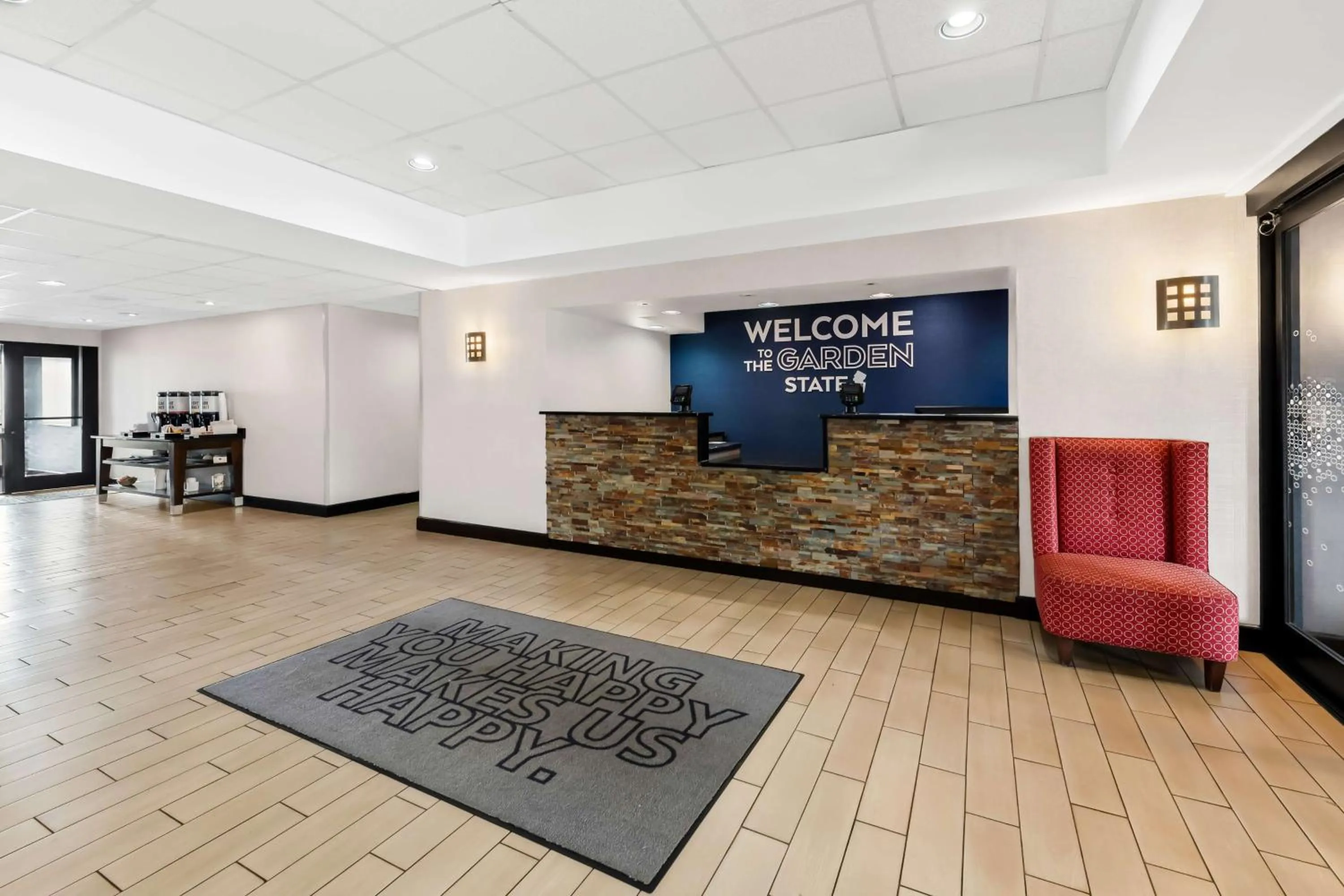 Lobby or reception in Hampton Inn Pennsville