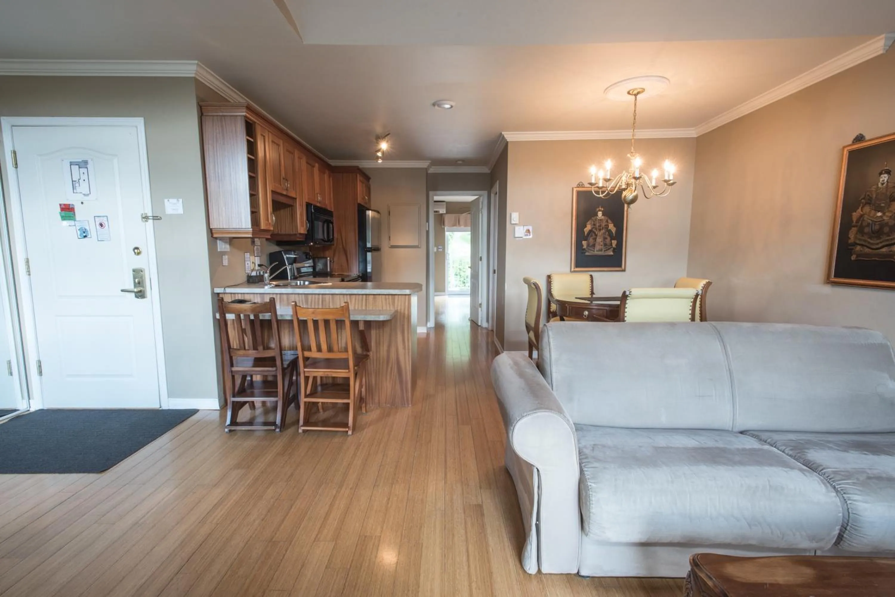 Seating Area in Hotel St-Sauveur