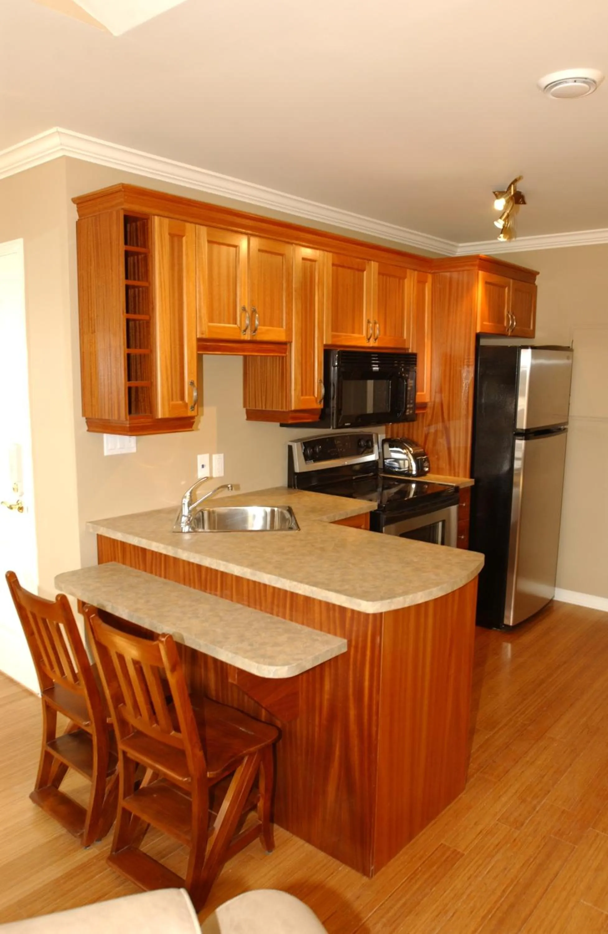 Kitchen or kitchenette, Kitchen/Kitchenette in Hotel St-Sauveur