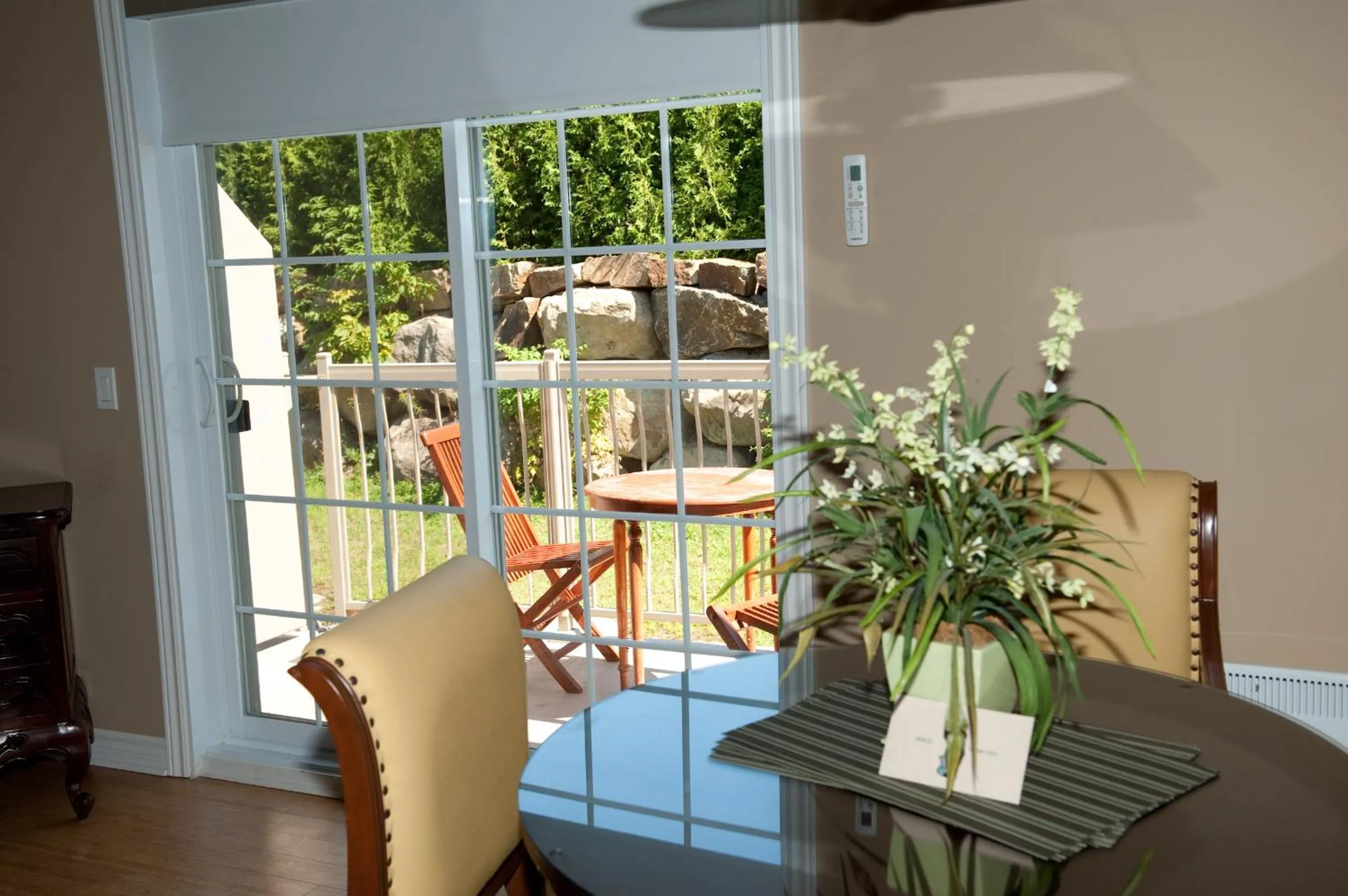 Balcony/Terrace, Pool View in Hotel St-Sauveur