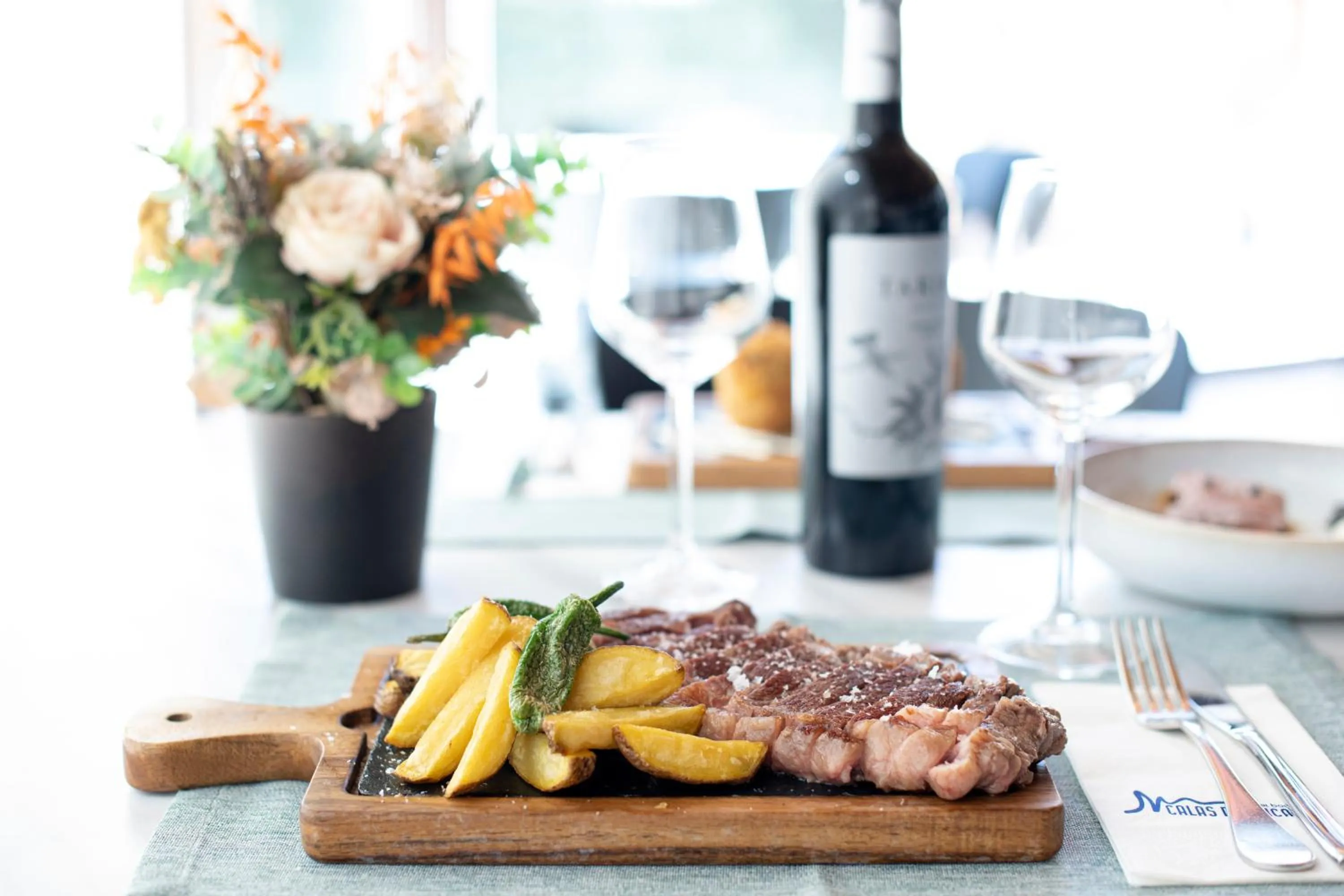 Restaurant/places to eat in Hotel Boutique Calas de Alicante