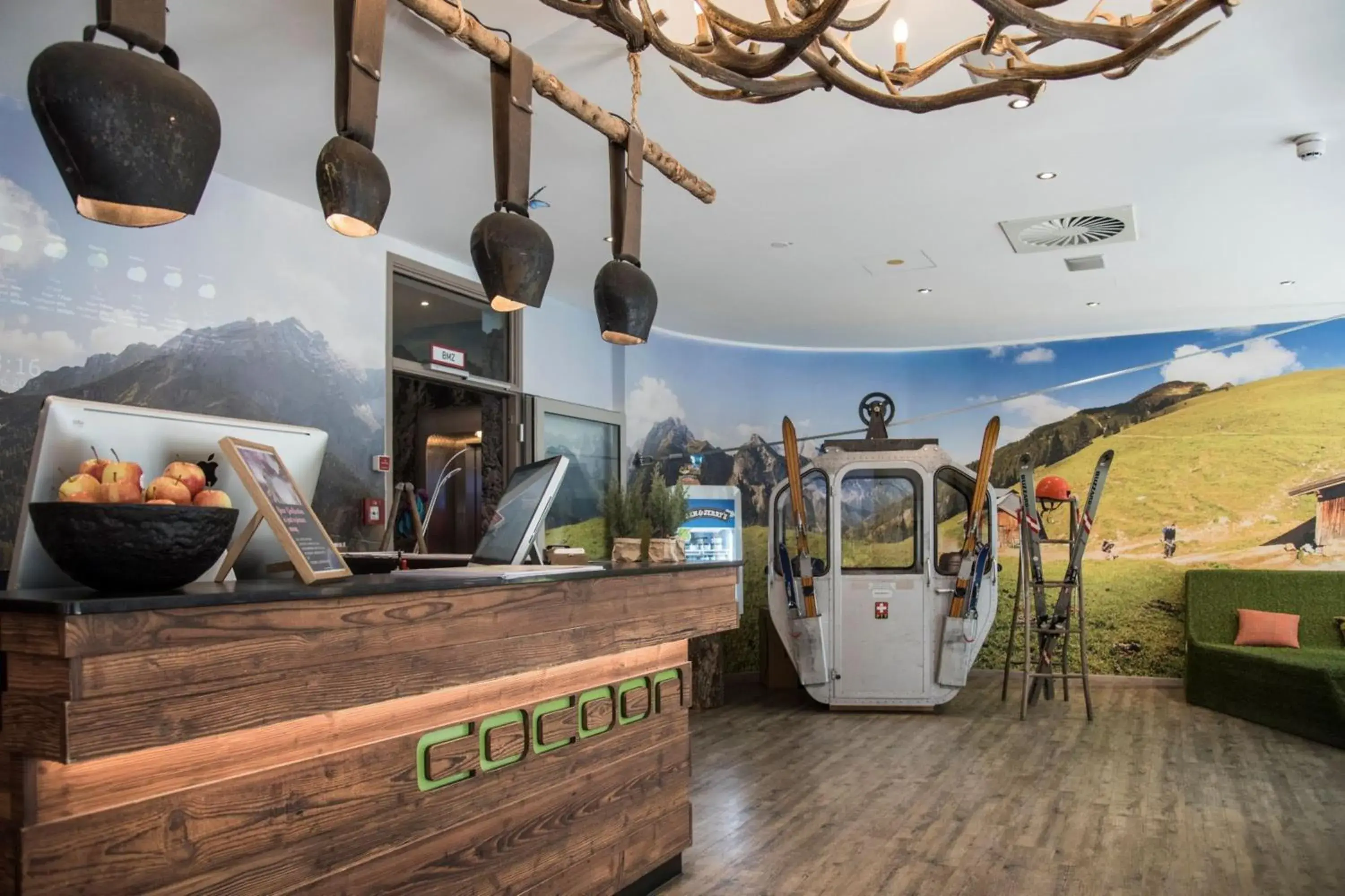 Lobby or reception in Cocoon Hauptbahnhof Lobby or reception in Cocoon Hauptbahnhof