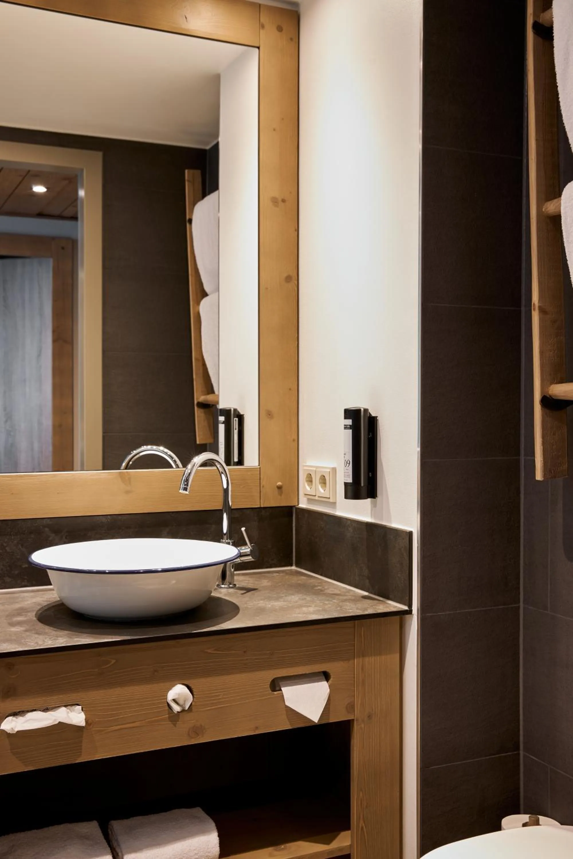 Bathroom in Cocoon Hauptbahnhof