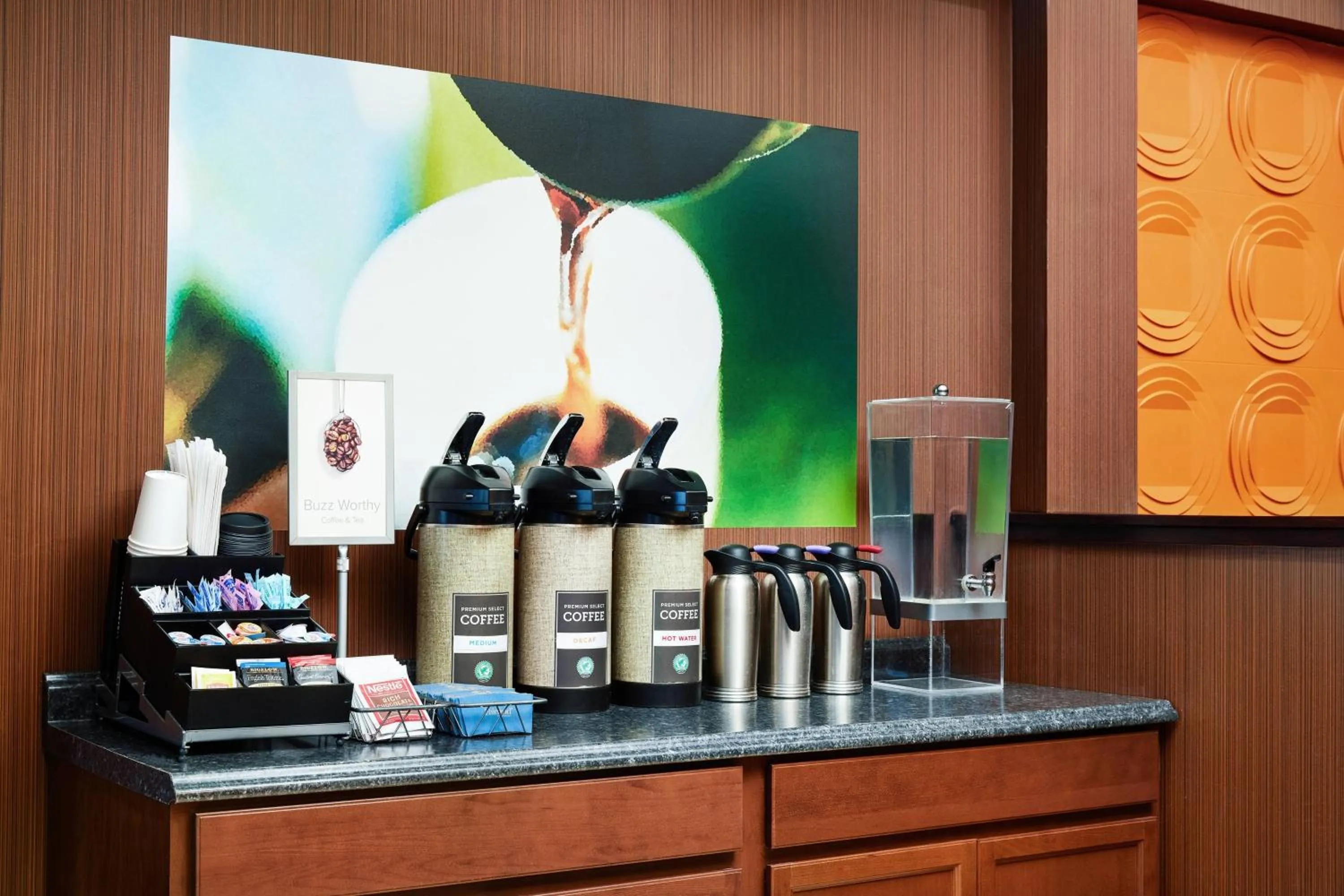 Restaurant/places to eat in Fairfield Inn and Suites by Marriott Plainville