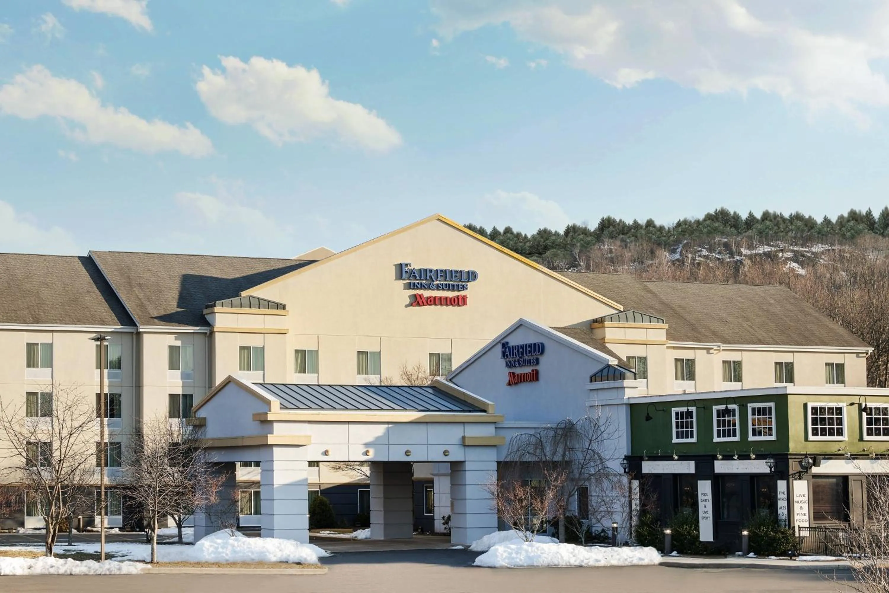Property building in Fairfield Inn and Suites by Marriott Plainville