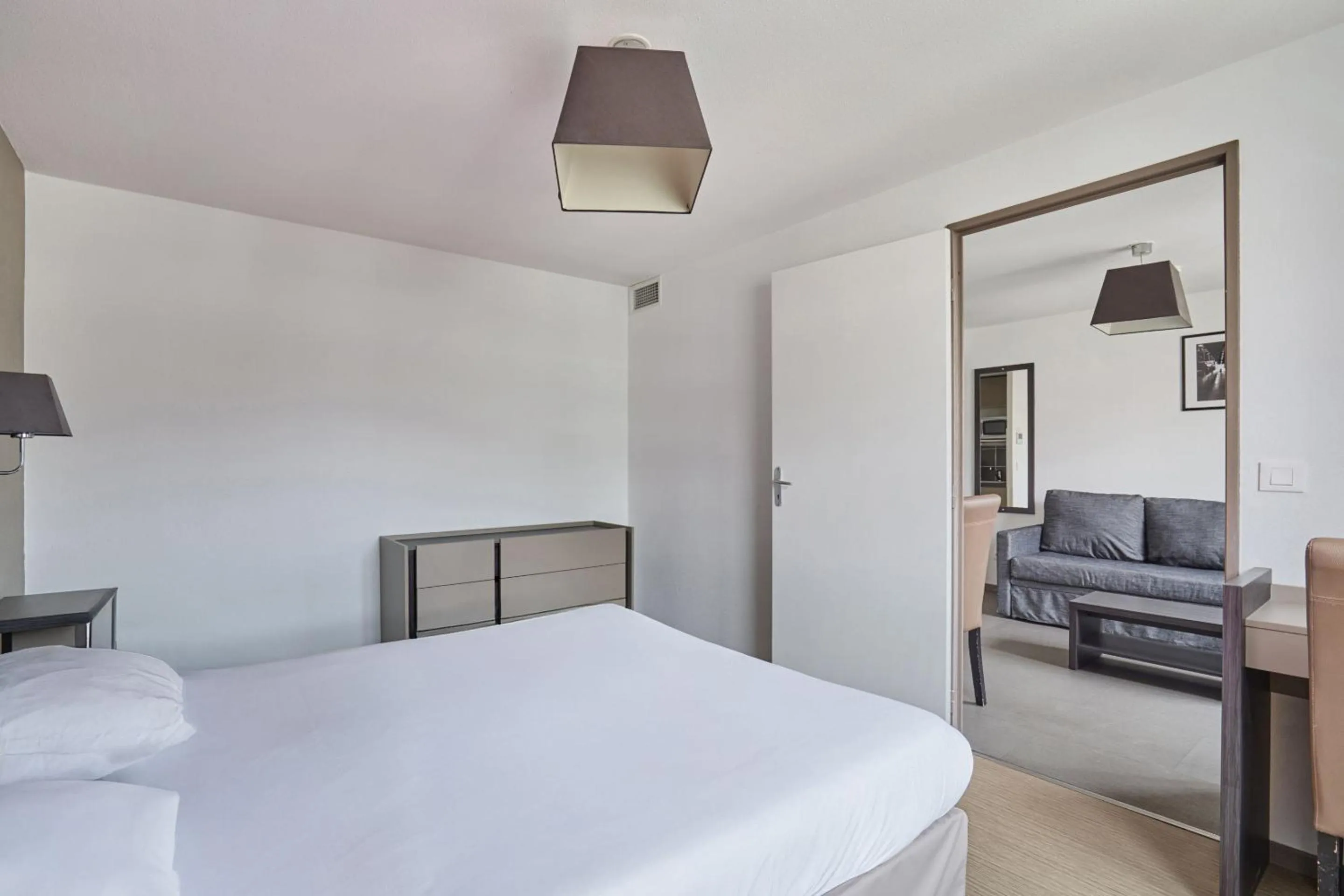 Bed in Appart Hotel Odalys City Marseille Le Dôme