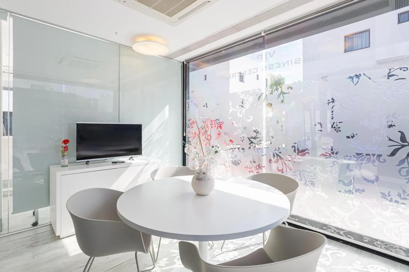 Business facilities in Migjorn Ibiza Suites & Spa