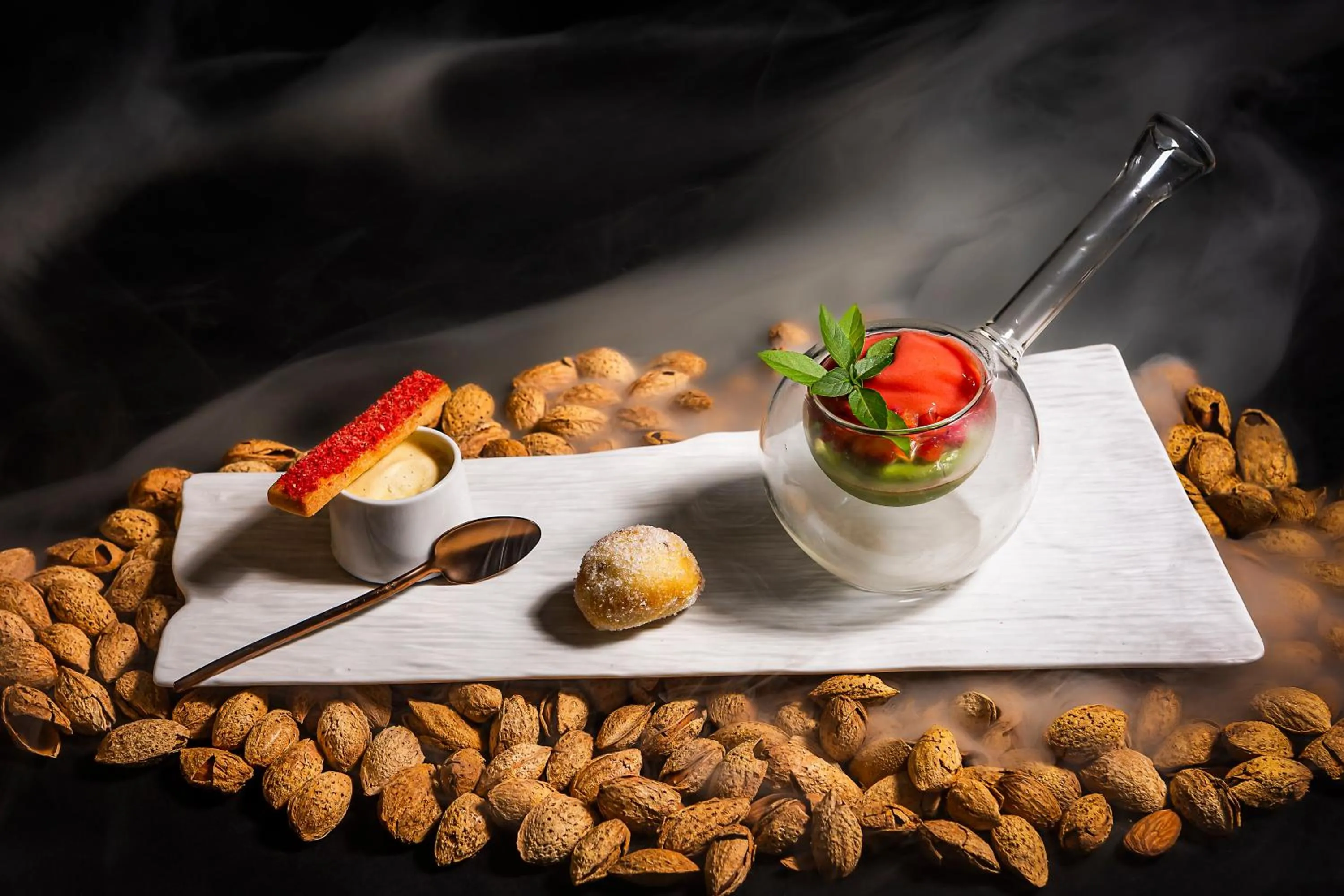 Restaurant/places to eat in Migjorn Ibiza Suites & Spa