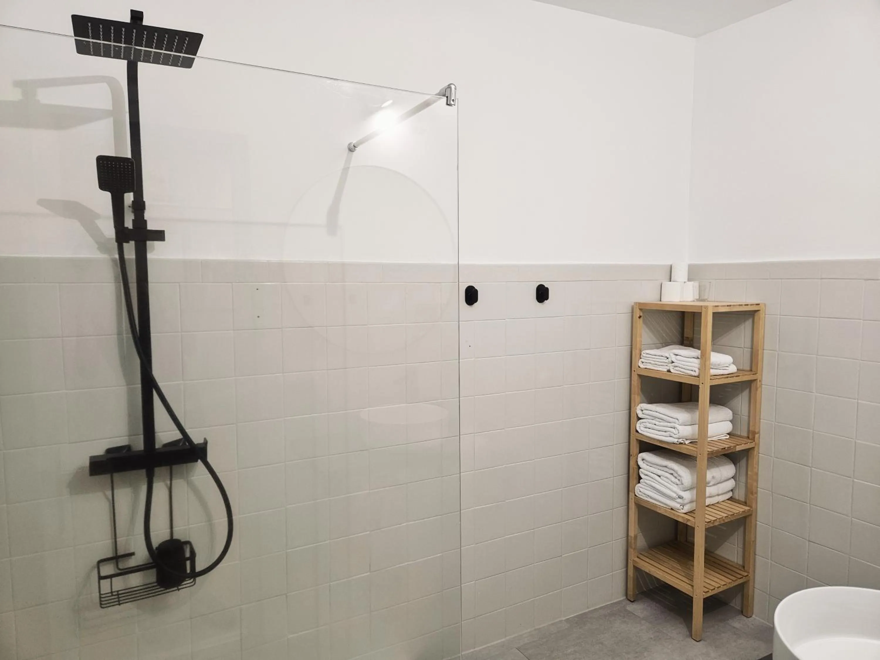 Shower in Hotel Casa Dalia