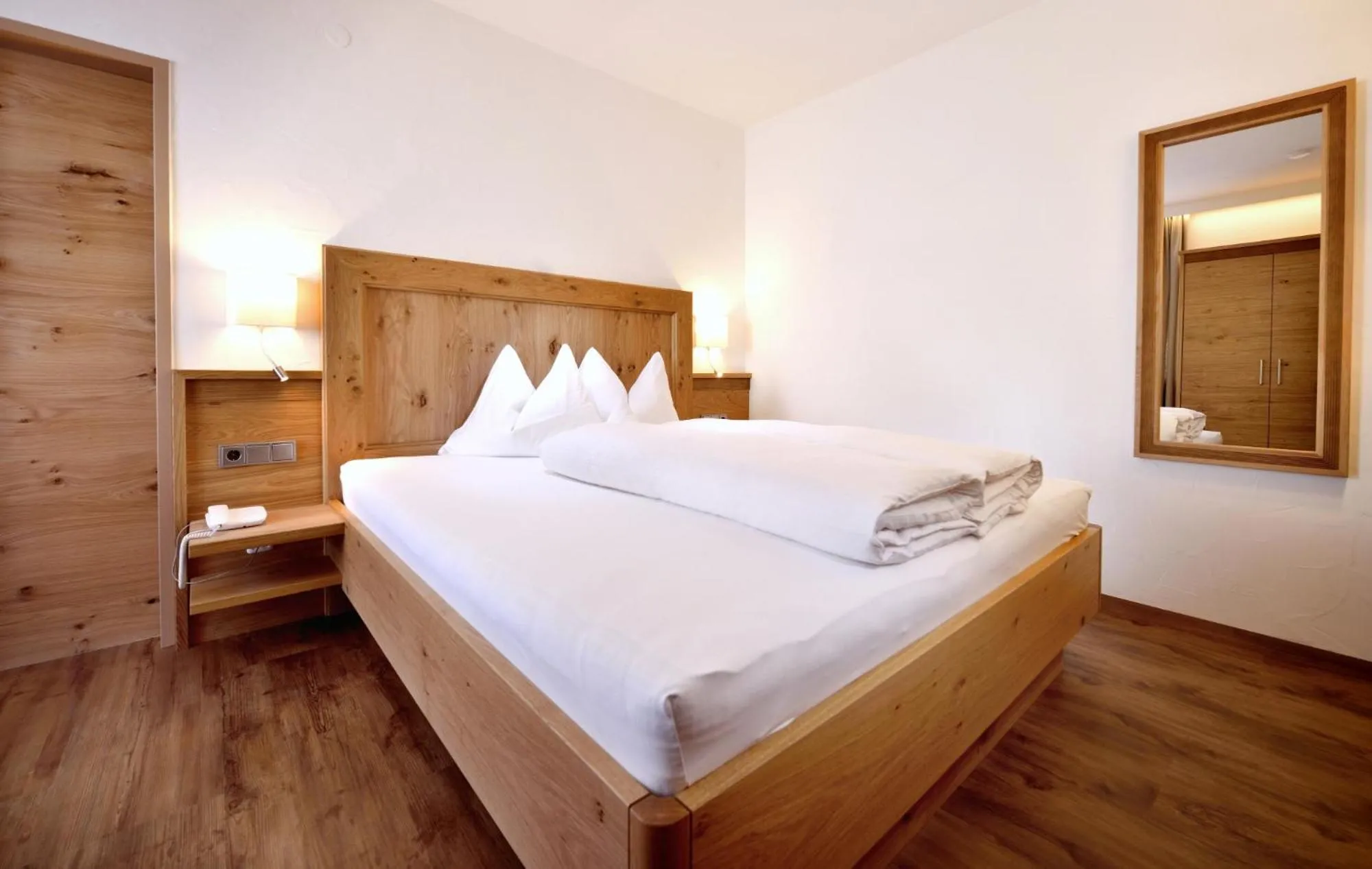 Bedroom, Bed in Aparthotel Garni Monte