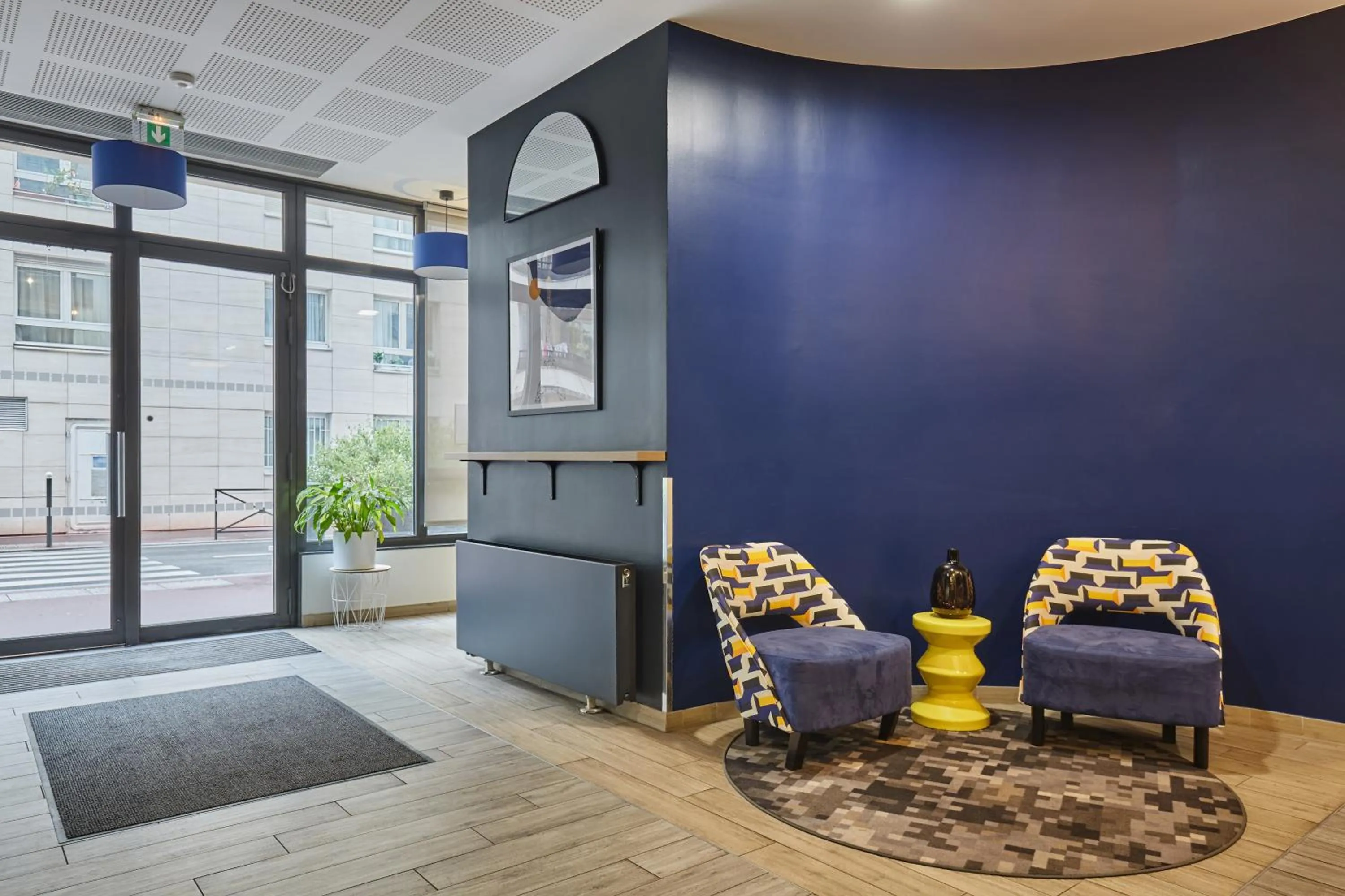 Lobby or reception in Appart Hotel Odalys City Paris Levallois