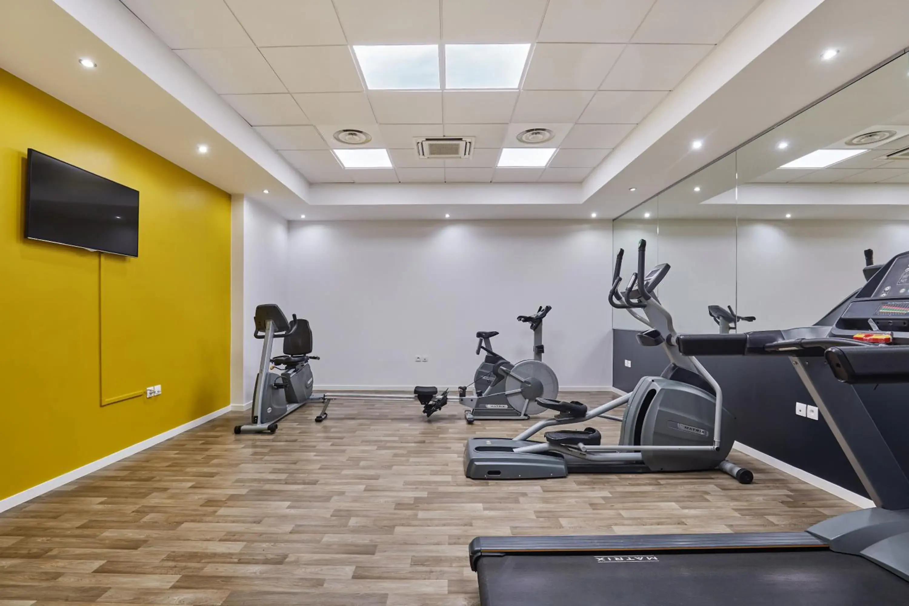 Fitness centre/facilities in Appart Hotel Odalys City Paris Levallois Fitness centre/facilities in Appart Hotel Odalys City Paris Levallois