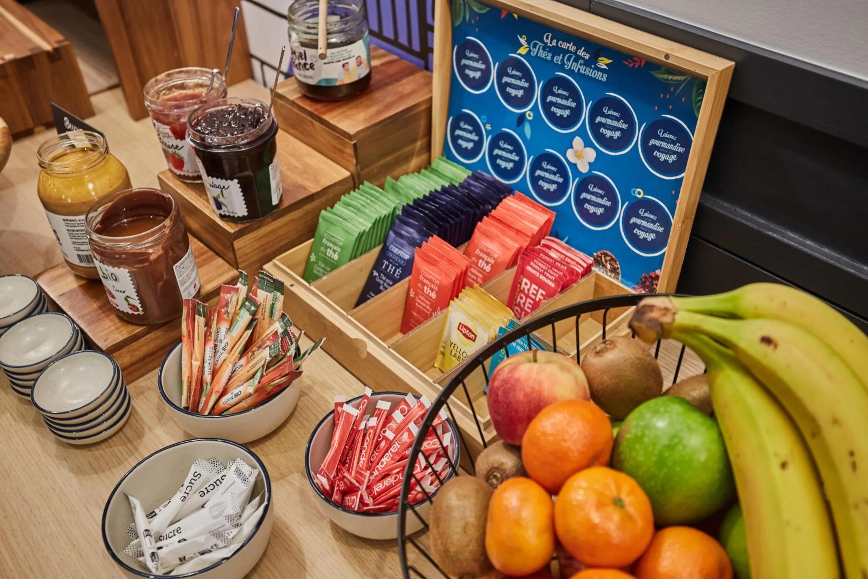 Breakfast in Appart Hotel Odalys City Paris Levallois