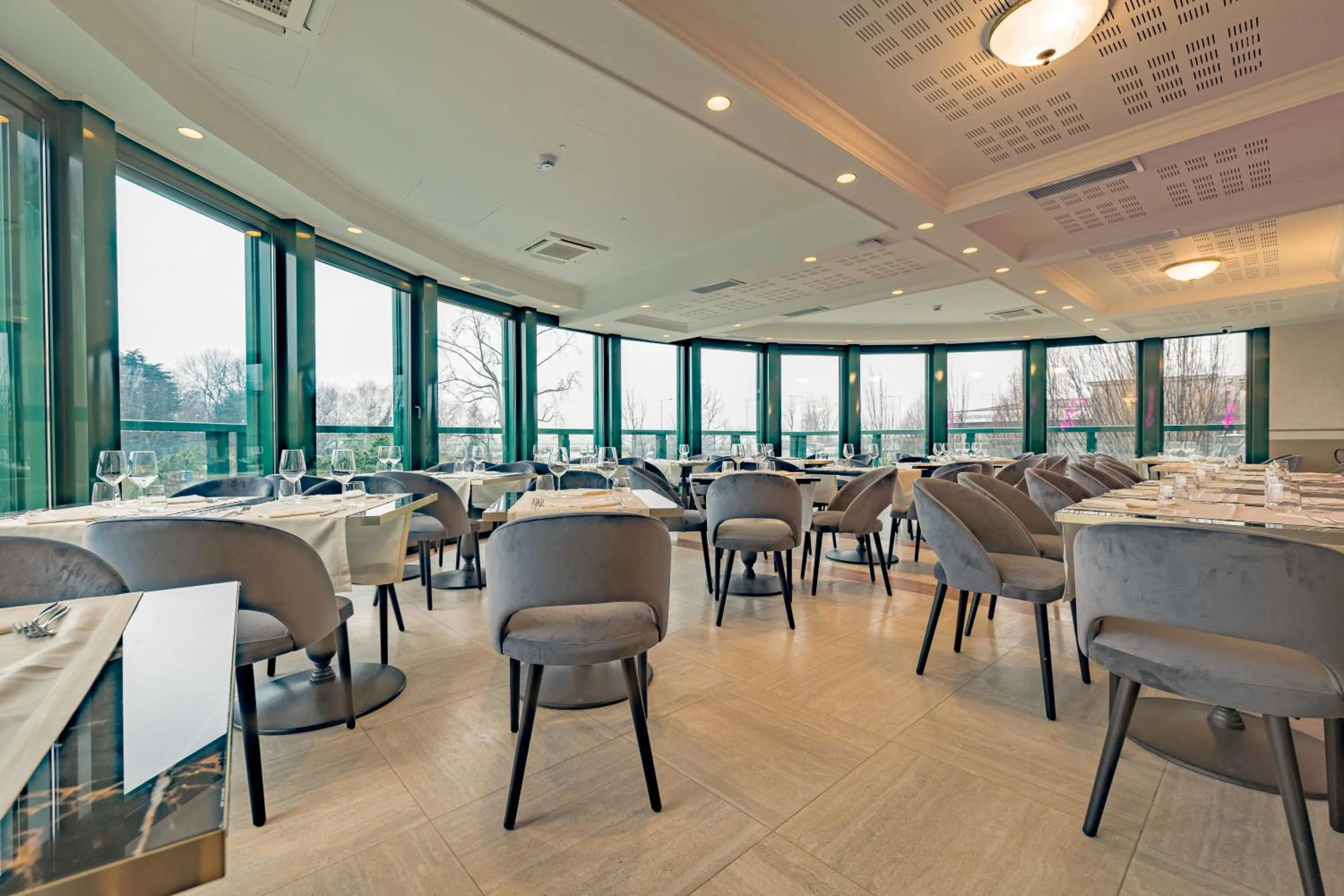 Restaurant/places to eat in Just Hotel Saronno