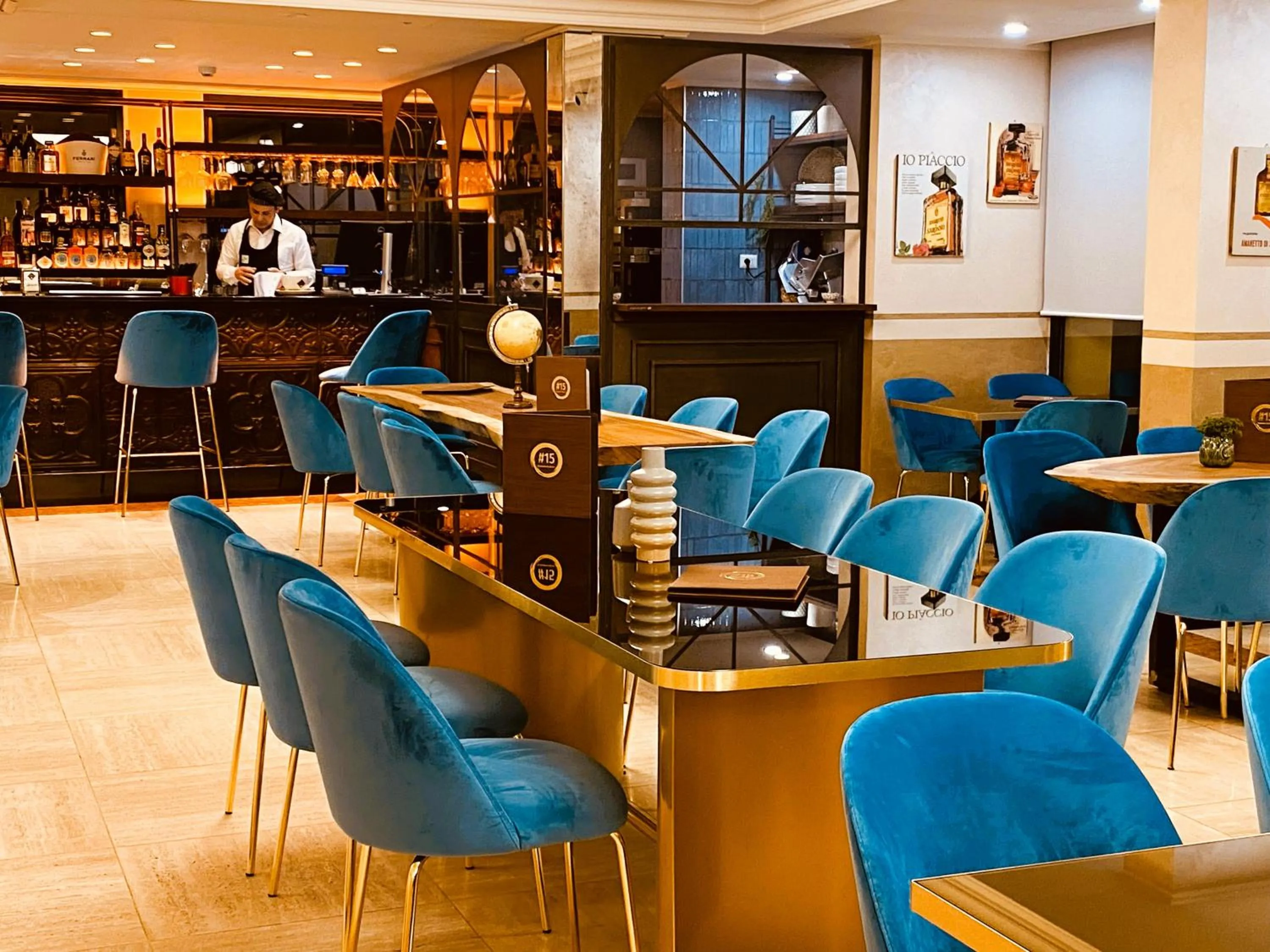 Restaurant/places to eat in Just Hotel Saronno