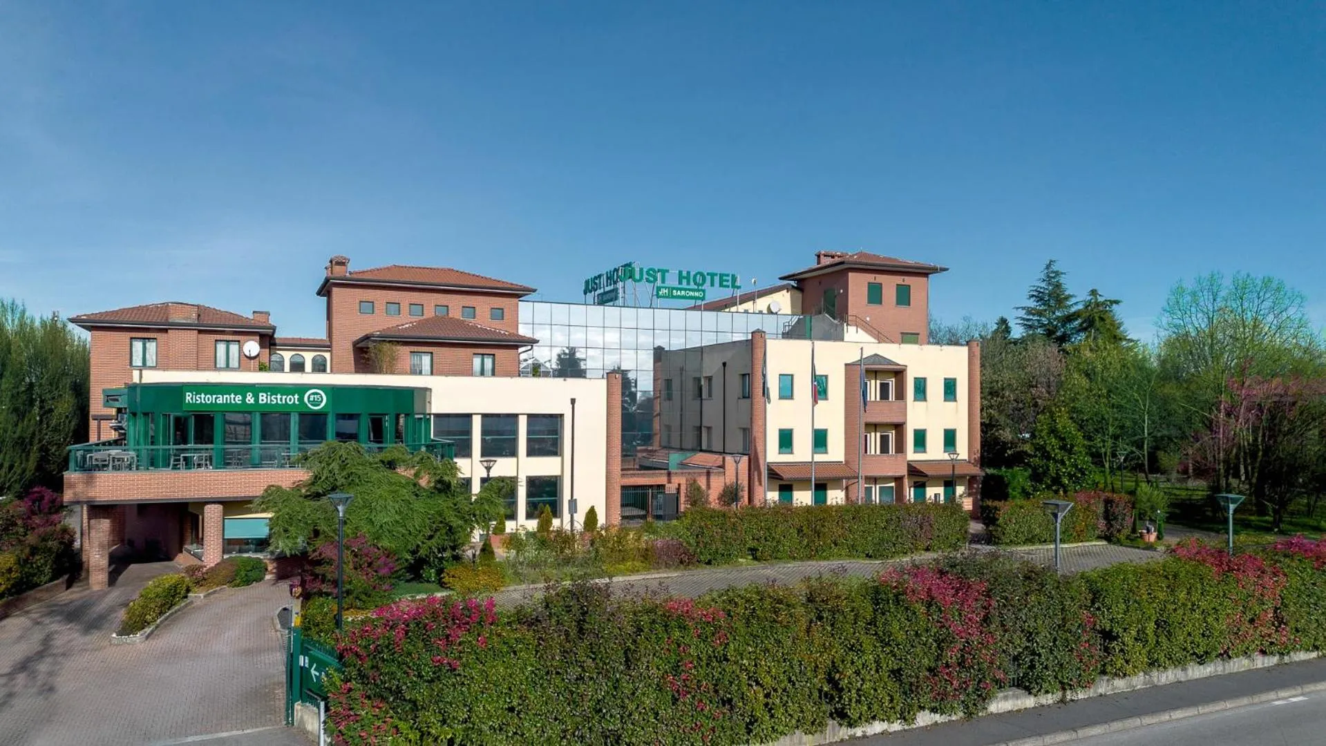 Property building in Just Hotel Saronno