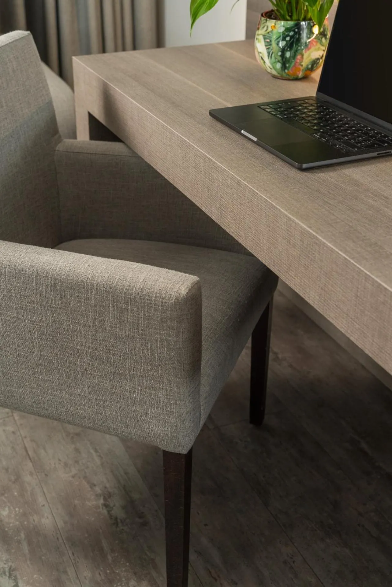 Seating area in Just Hotel Saronno