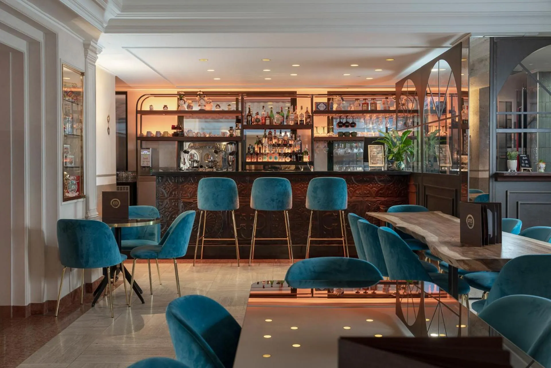 Lounge or bar in Just Hotel Saronno