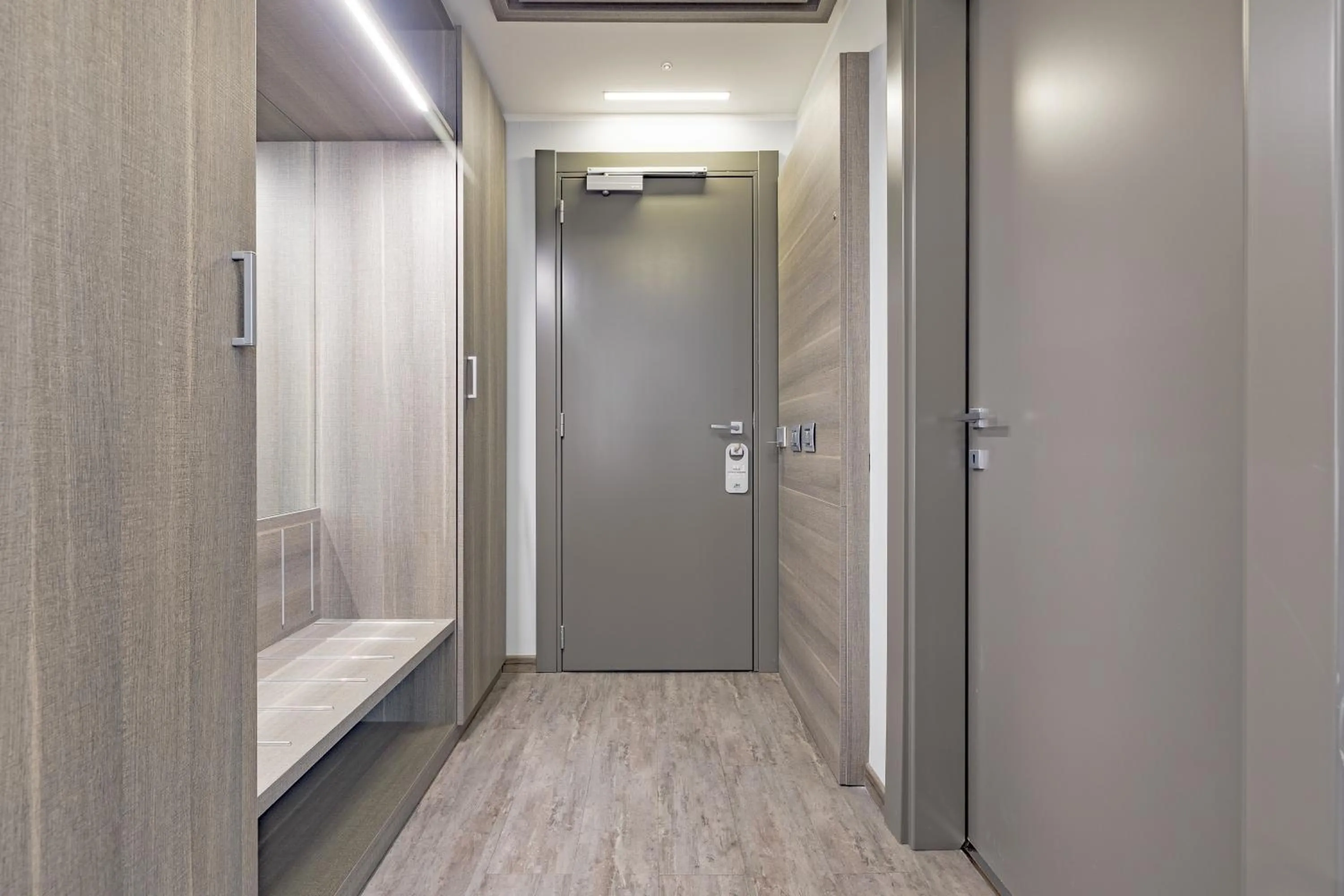 wardrobe in Just Hotel Saronno