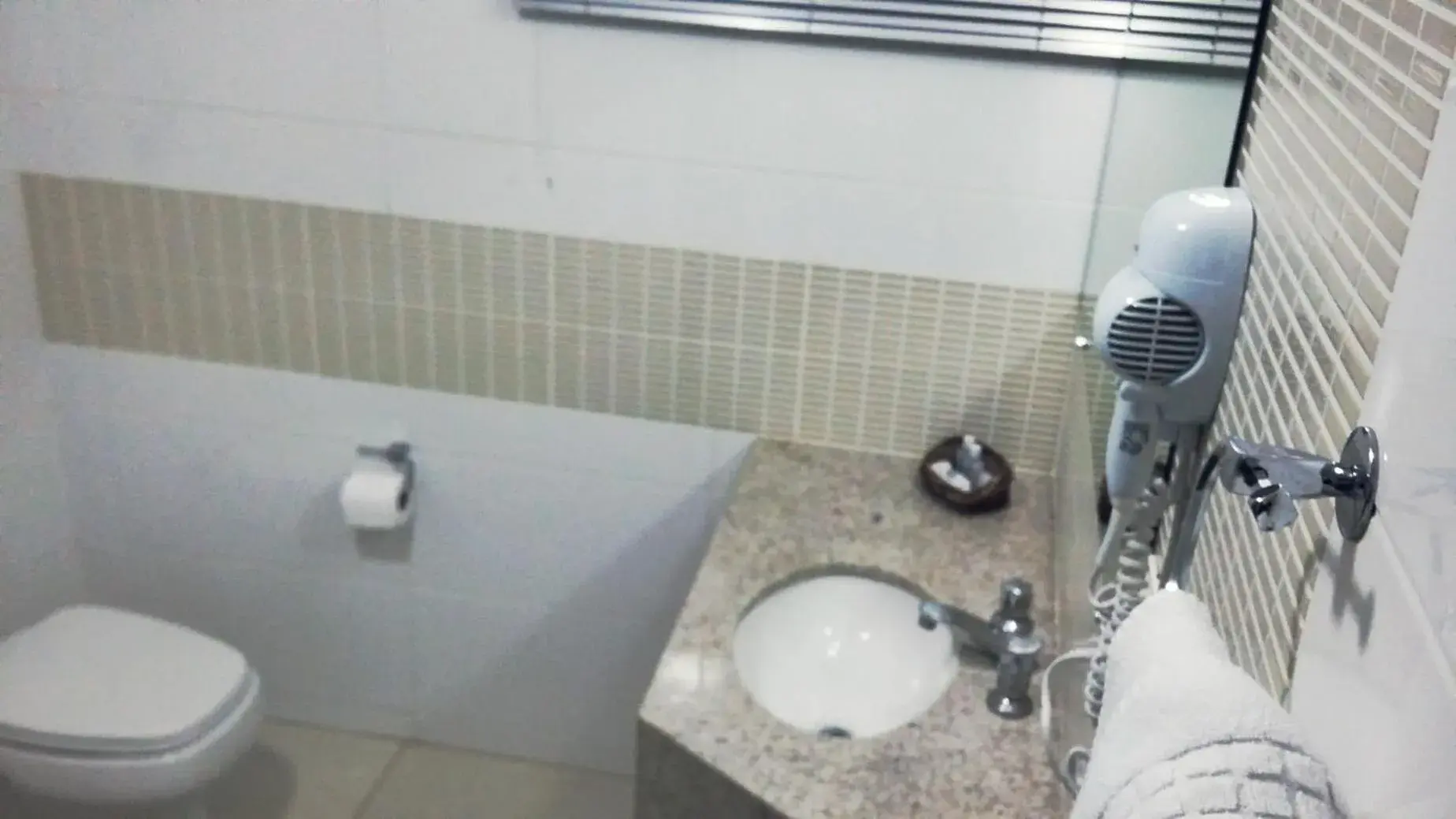 Family Double Room - single occupancy in Aruá Hotel, Restaurante e Convenções Family Double Room - single occupancy in Aruá Hotel, Restaurante e Convenções