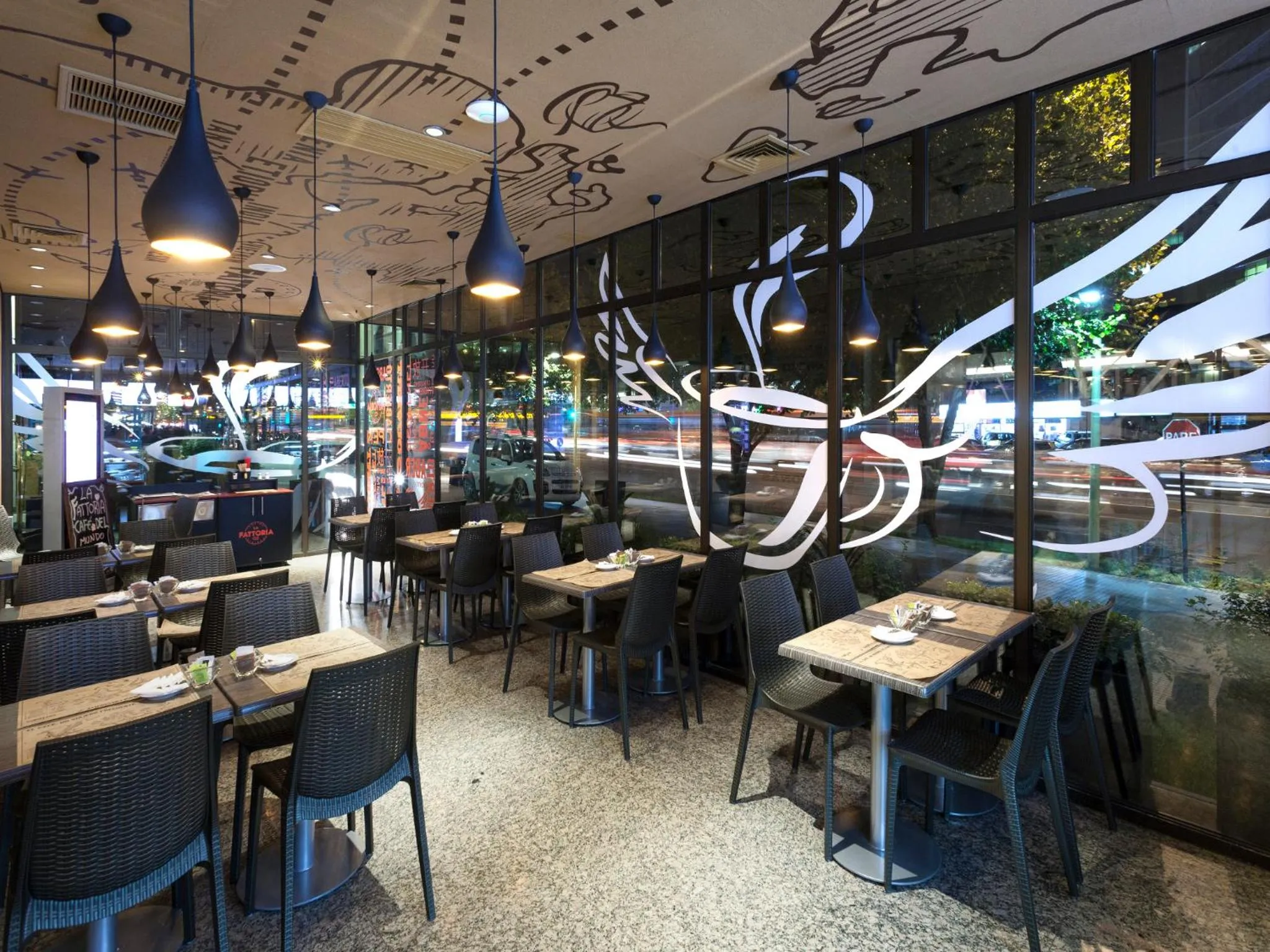 Restaurant/places to eat in Hotel Regal Pacific Santiago