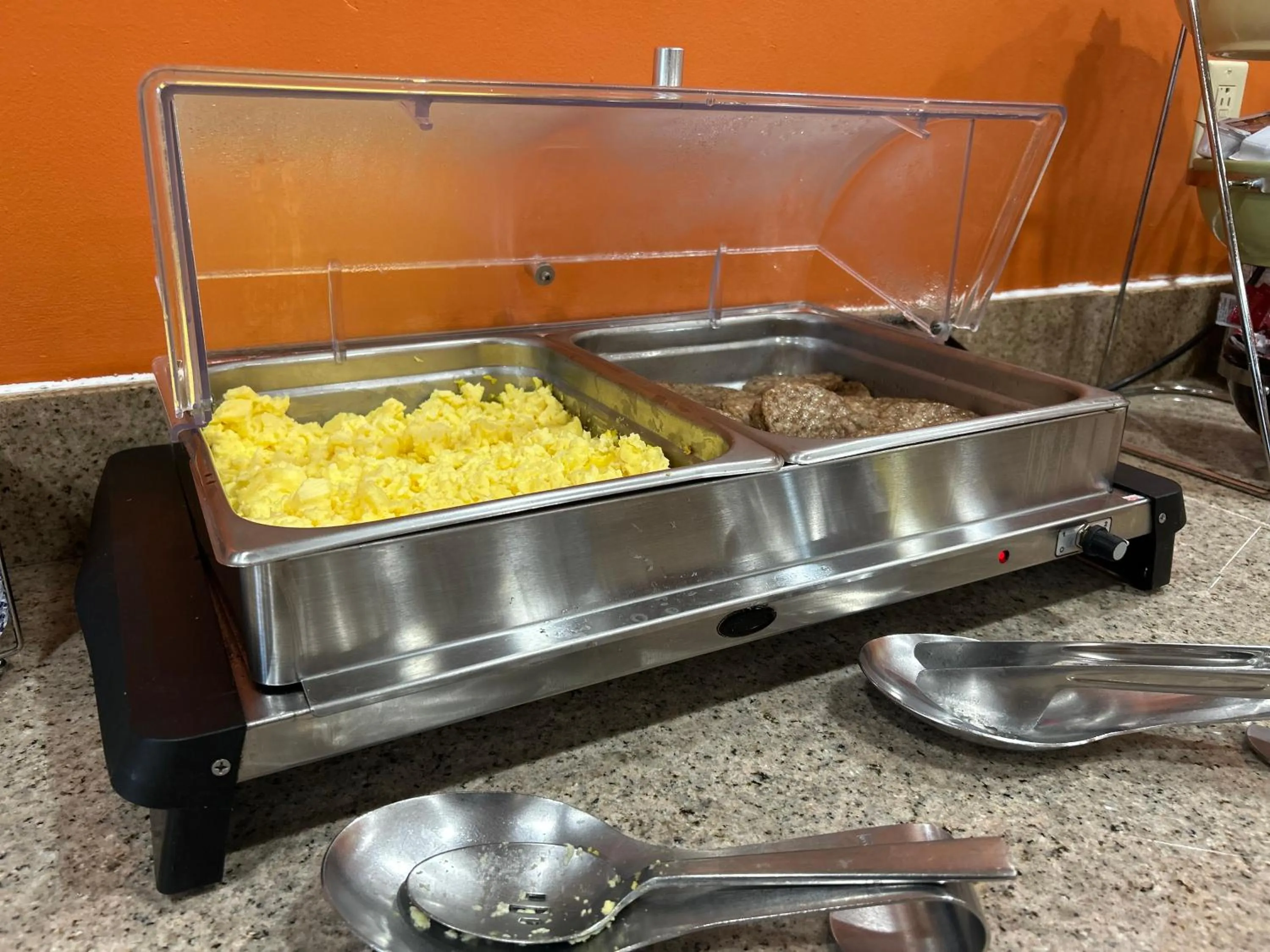 Buffet breakfast in Quality Inn & Suites Bozeman