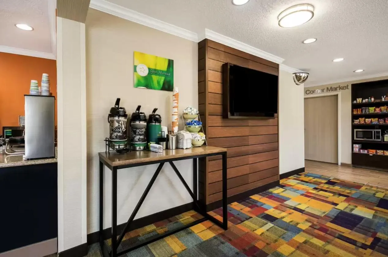 Coffee/tea facilities in Quality Inn & Suites Bozeman