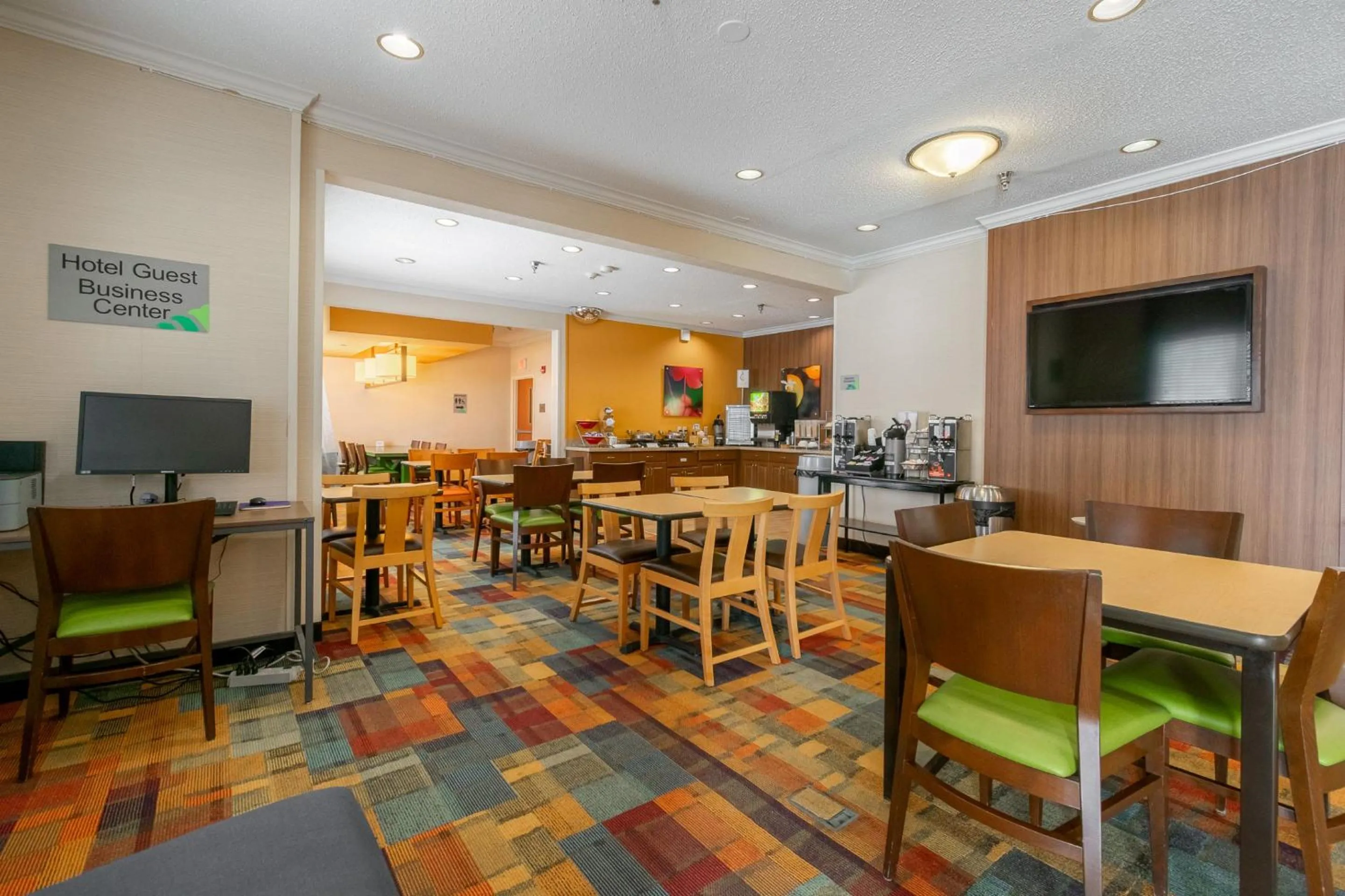 Breakfast in Wingate by Wyndham Great Falls