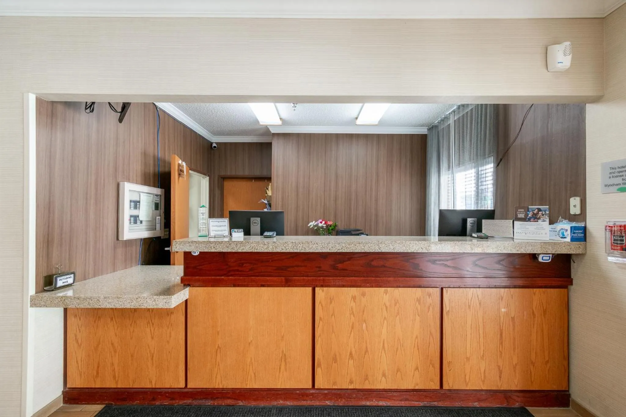 Lobby or reception in Wingate by Wyndham Great Falls