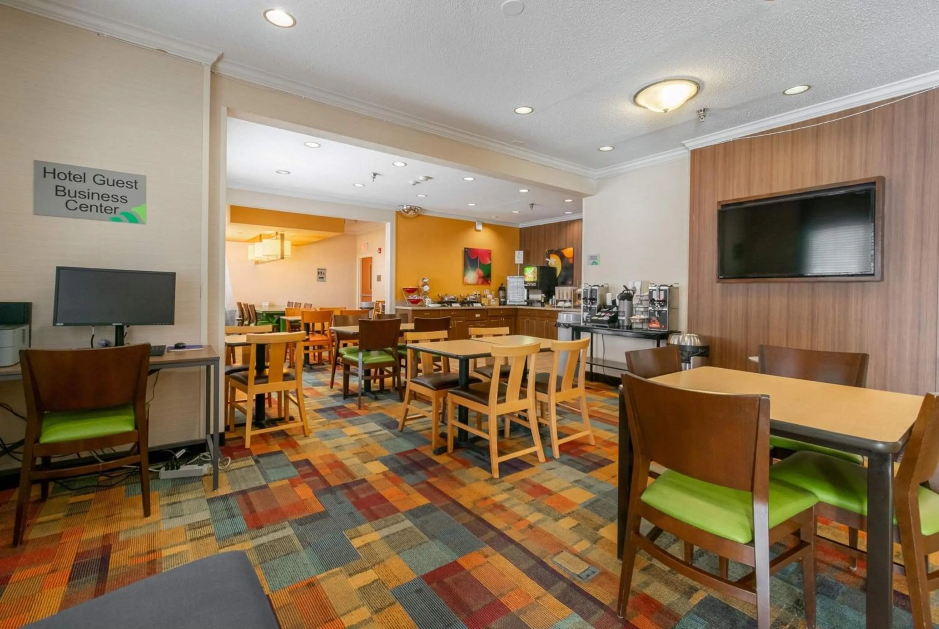 Breakfast in Wingate by Wyndham Great Falls