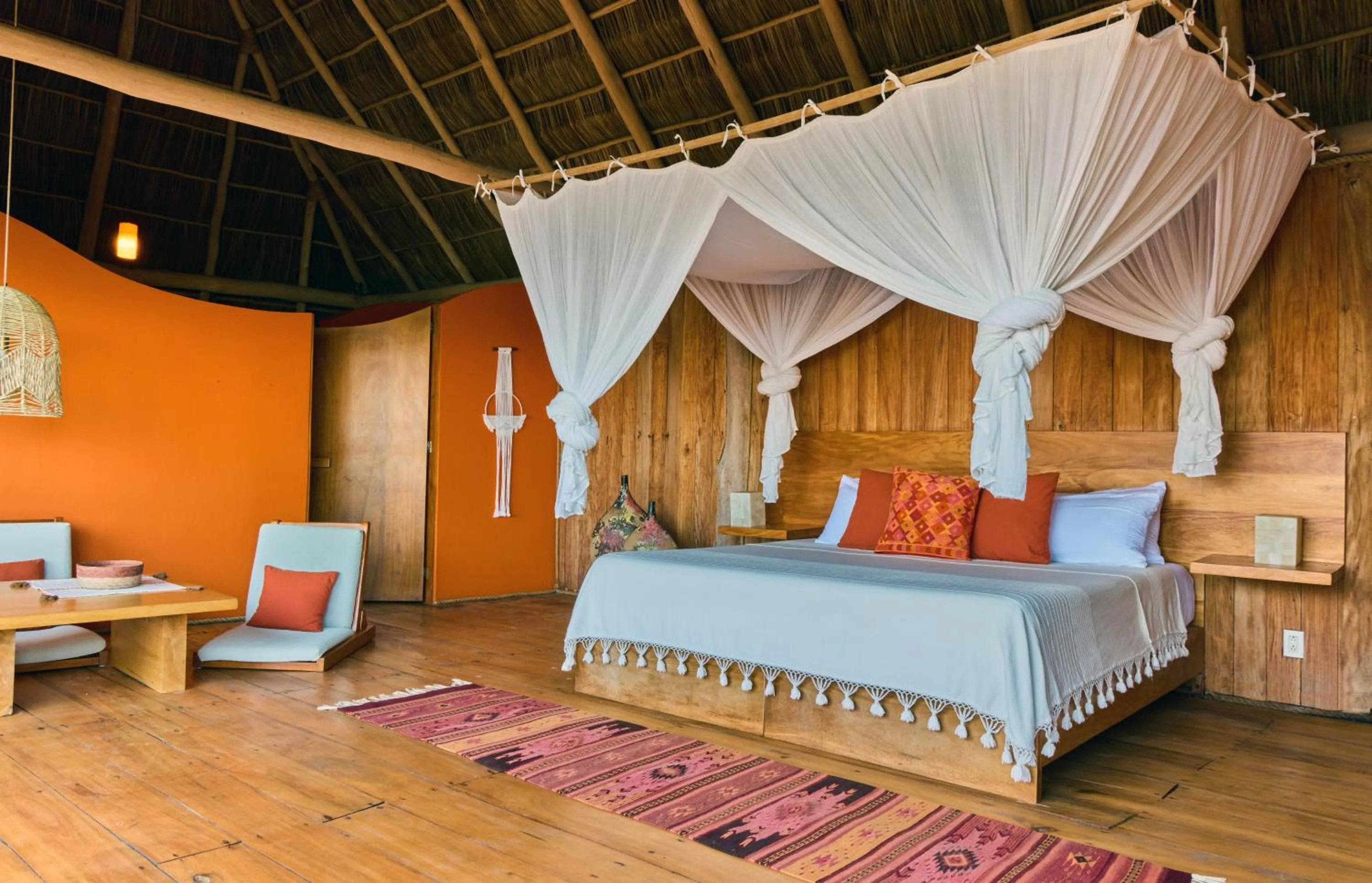 Photo of the whole room, Bed in Xinalani Retreat Mexico