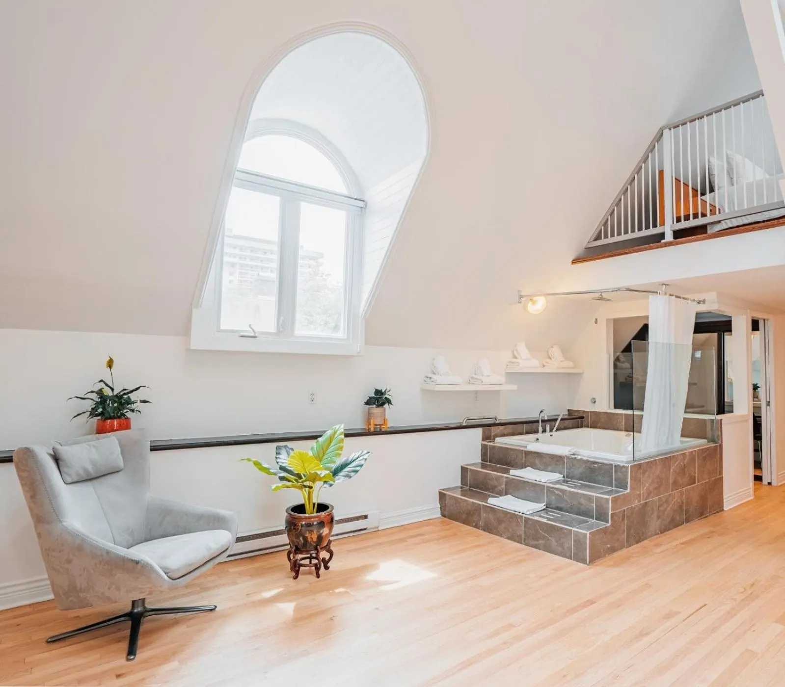 Hotel de Paris Montreal