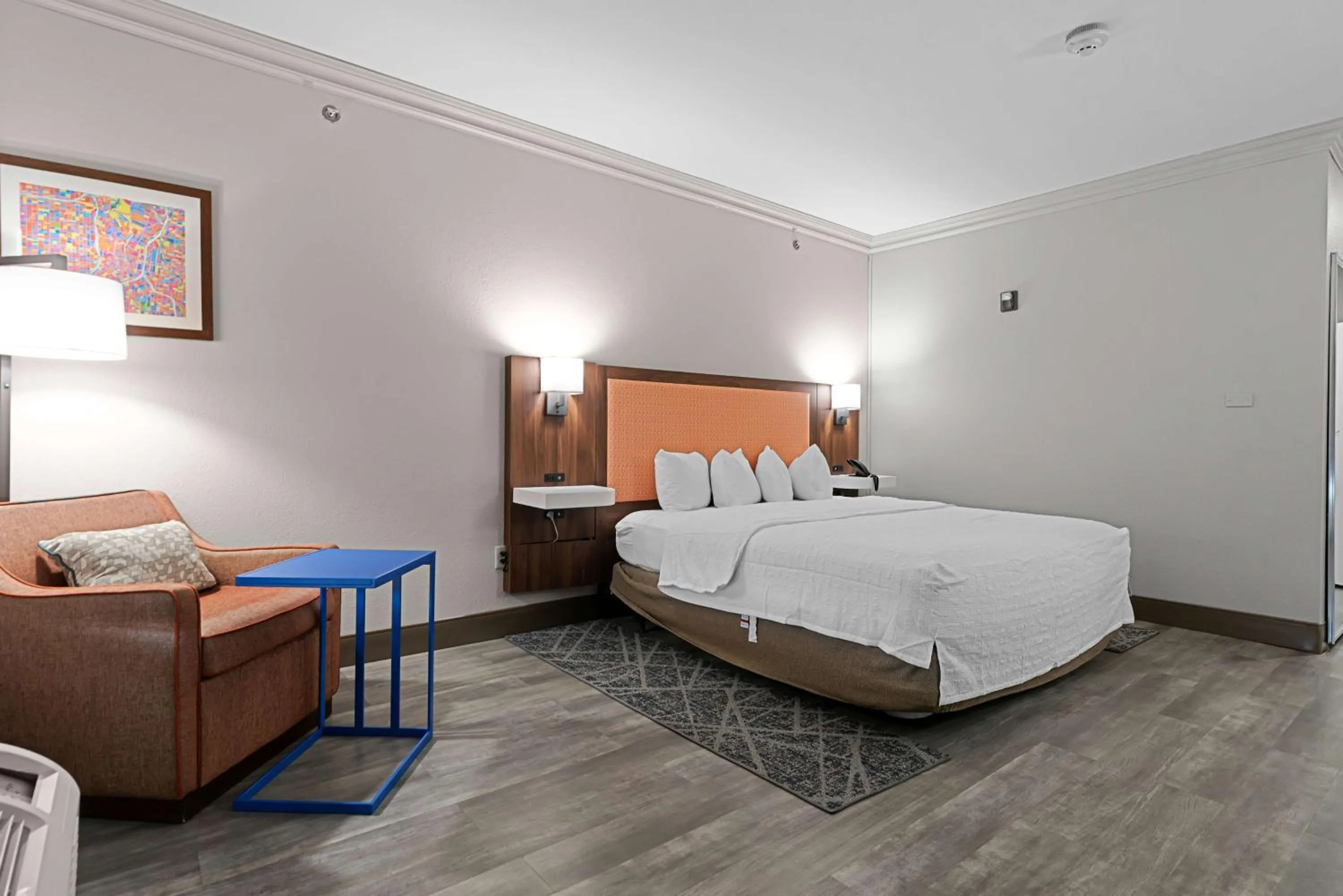 Bed in Hampton Inn Seguin