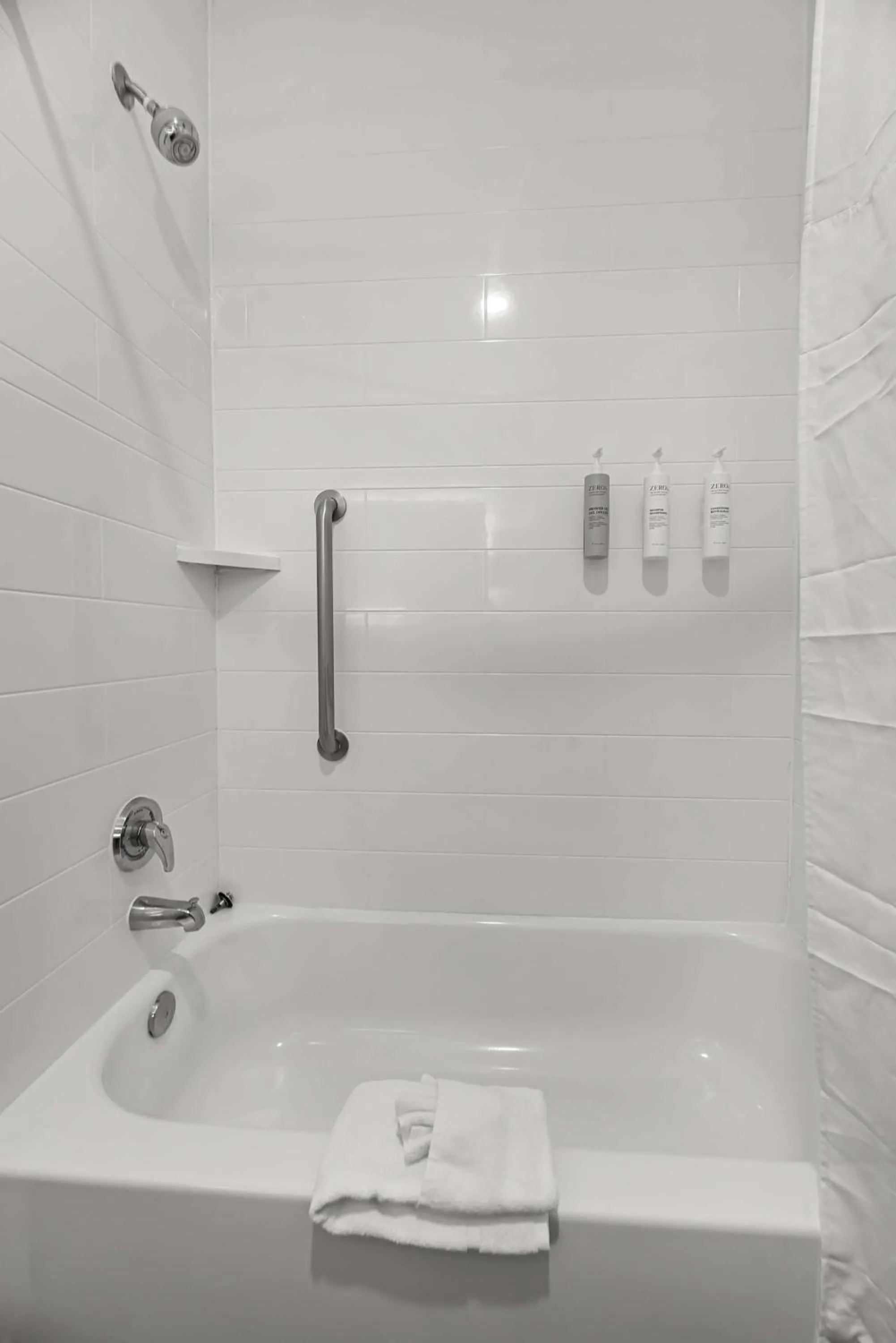 Bathroom in Hampton Inn Seguin