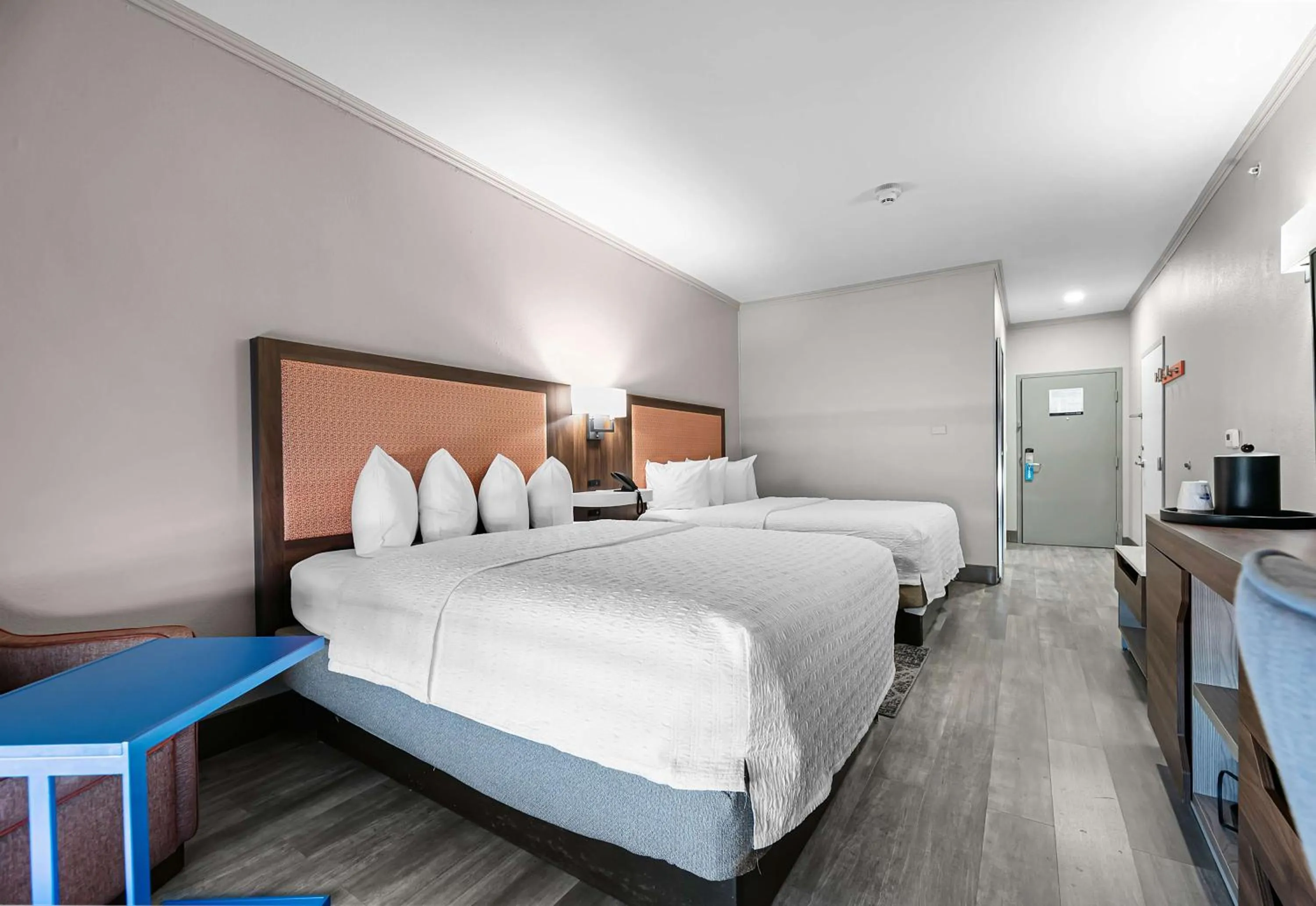 Bed in Hampton Inn Seguin