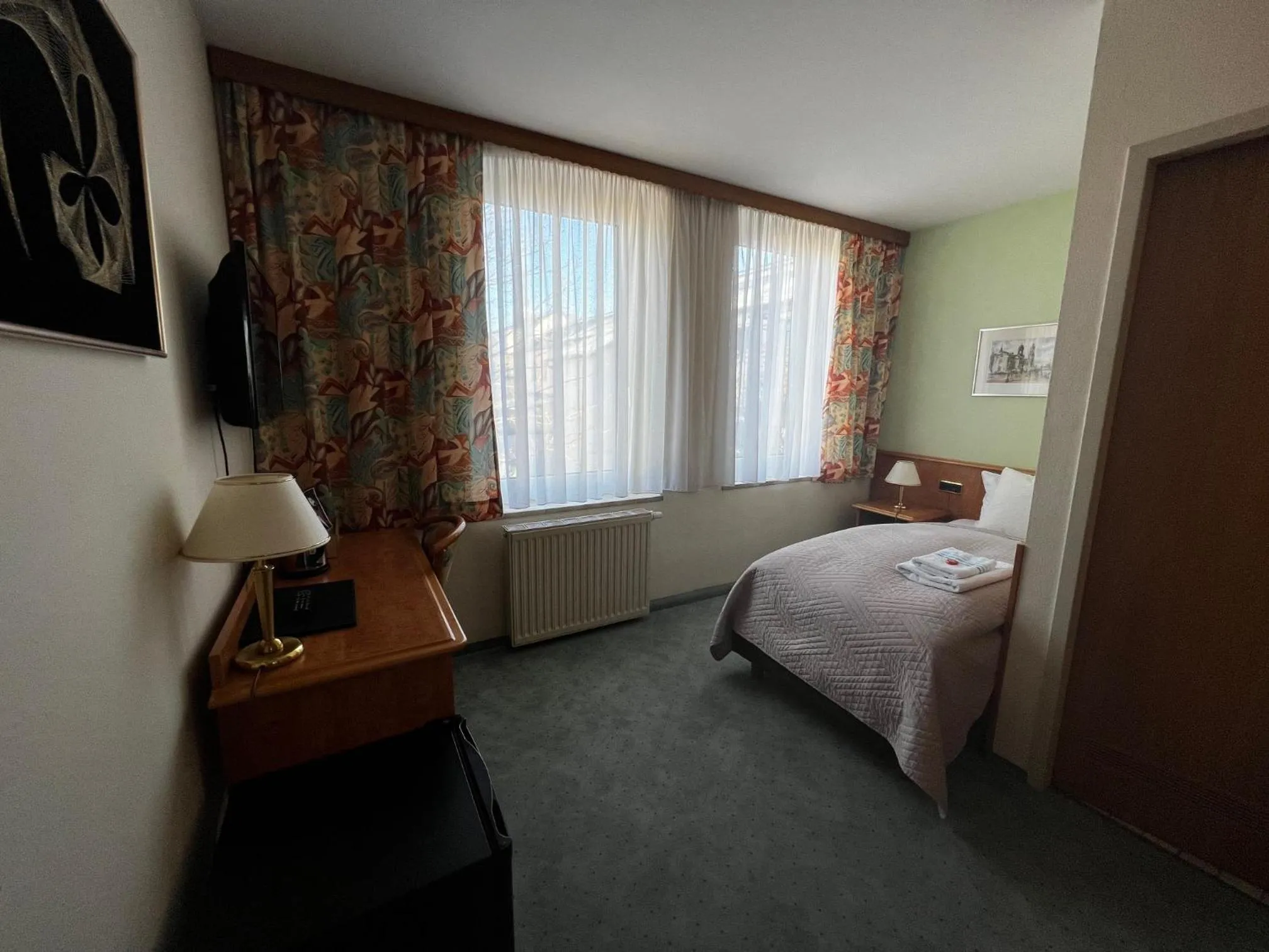 Bed in Hotel Zur Sonne