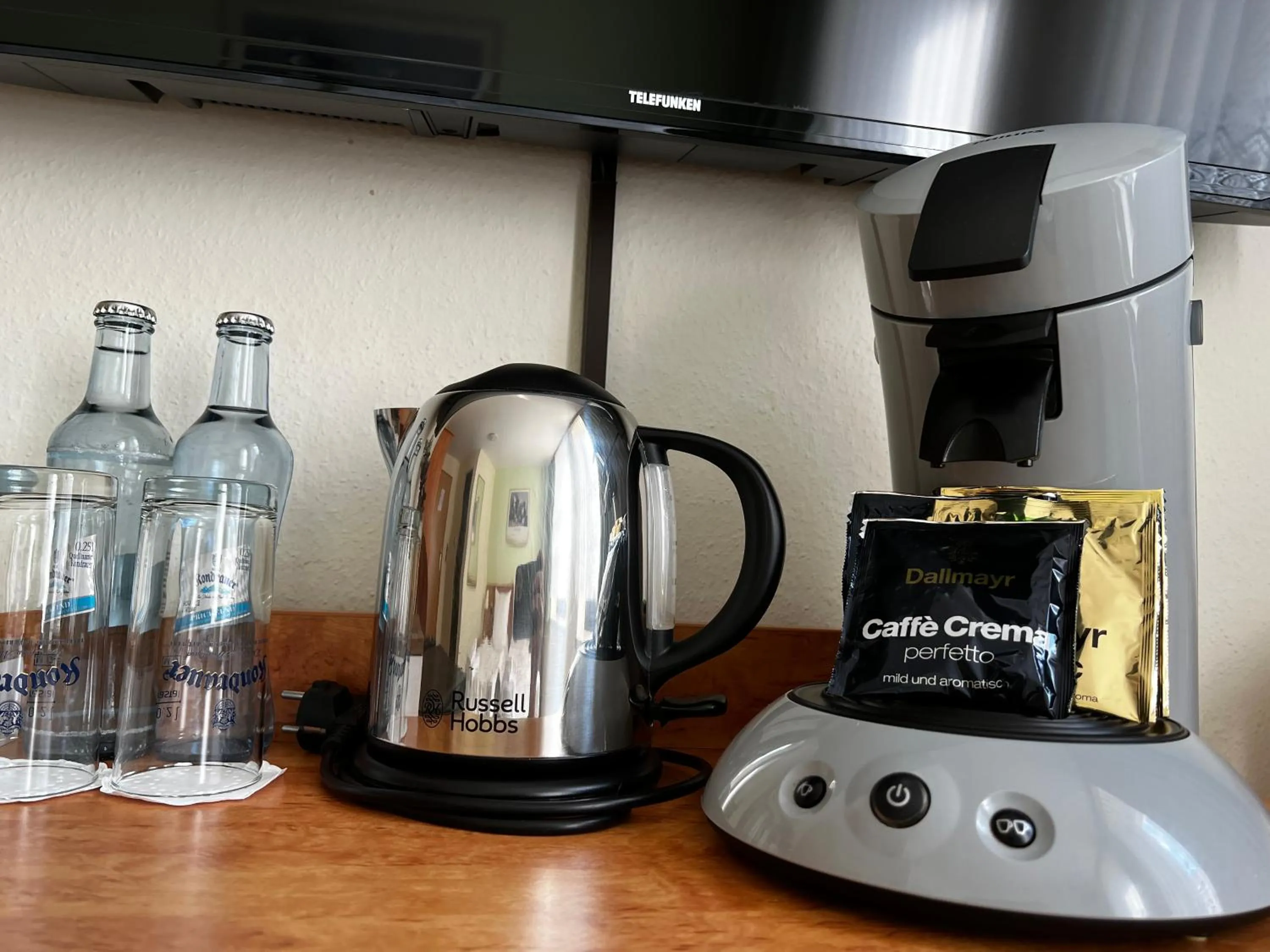 Coffee/tea facilities in Hotel Zur Sonne