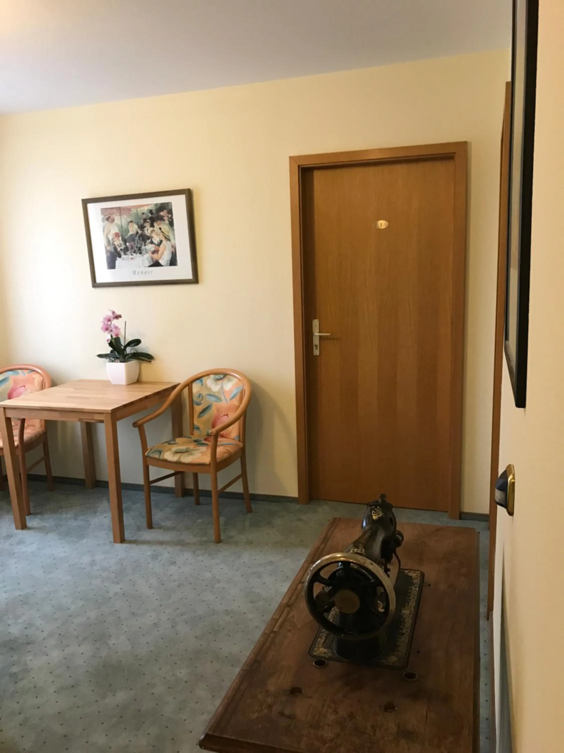 Seating area in Hotel Zur Sonne