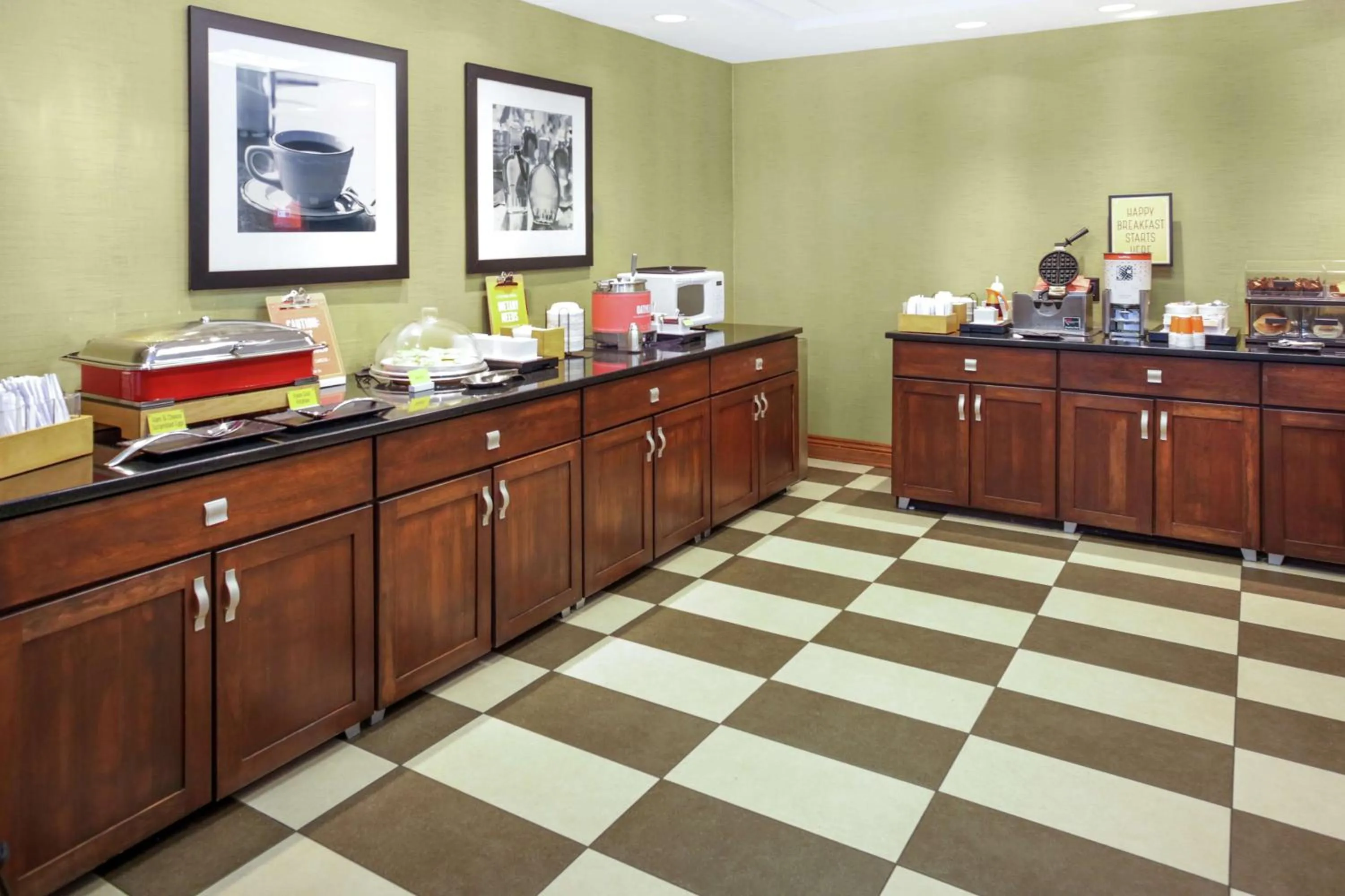 Breakfast in Hampton Inn Portage