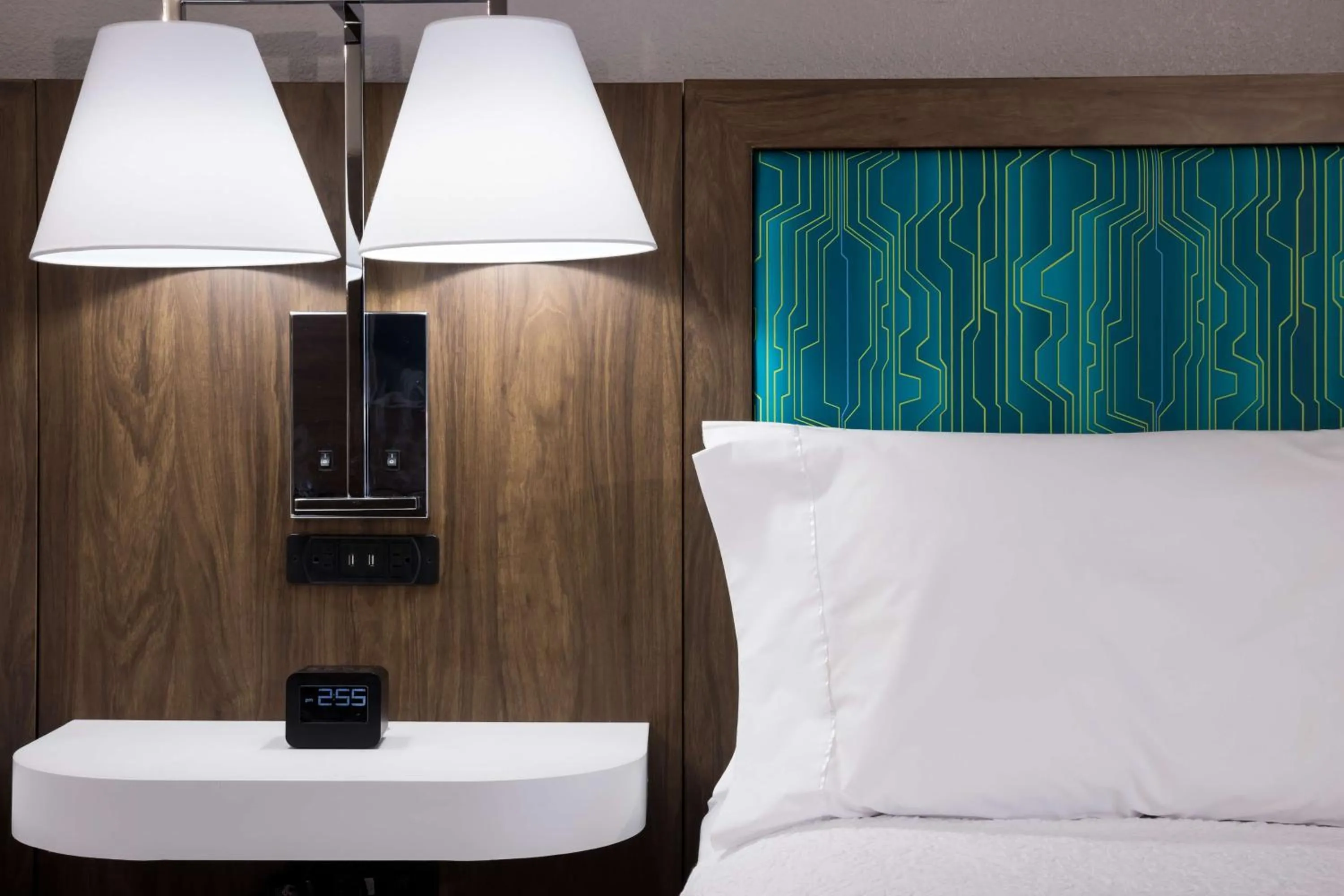 Bed in Hampton Inn Bentonville-Rogers