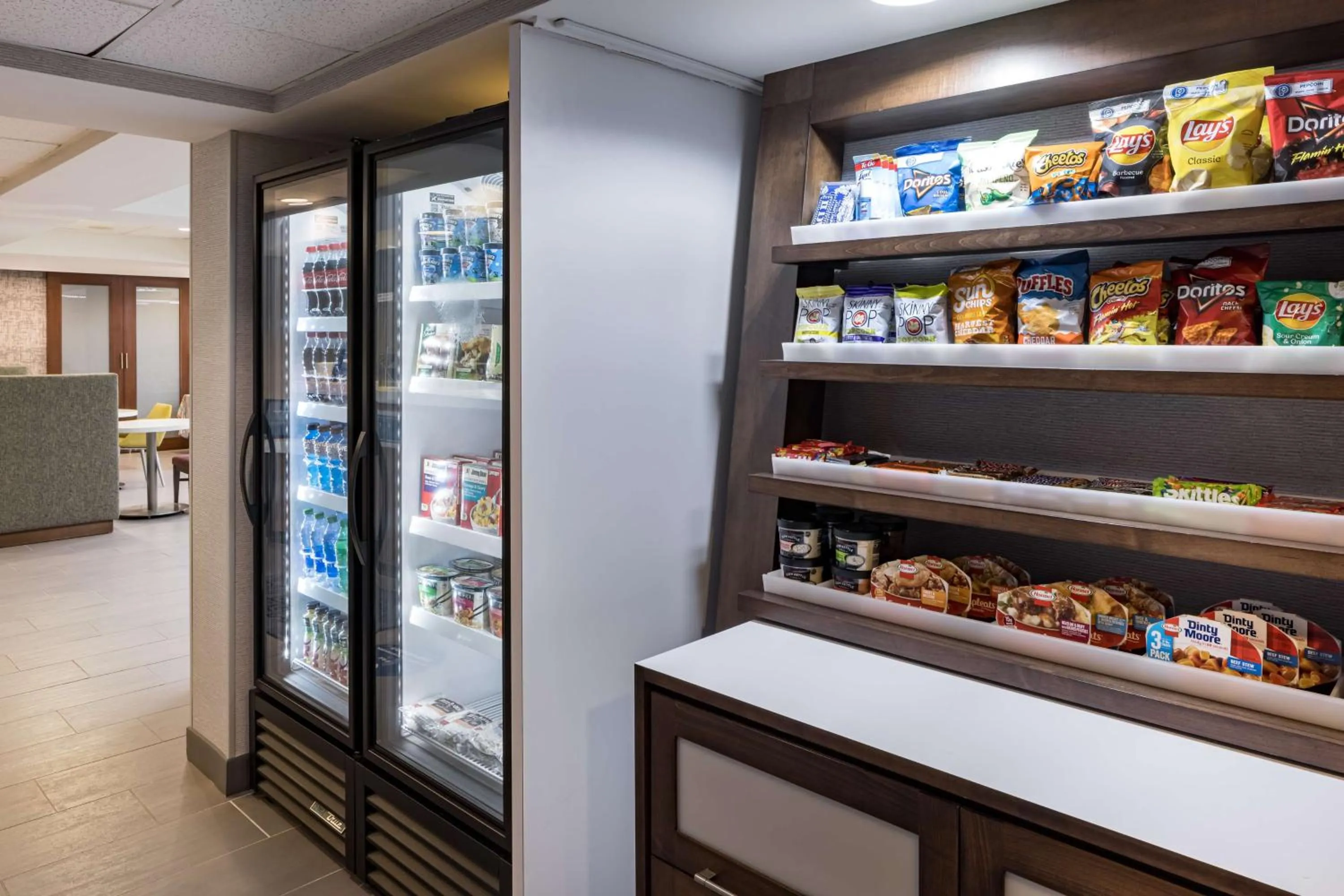 Restaurant/places to eat in Hampton Inn Bentonville-Rogers