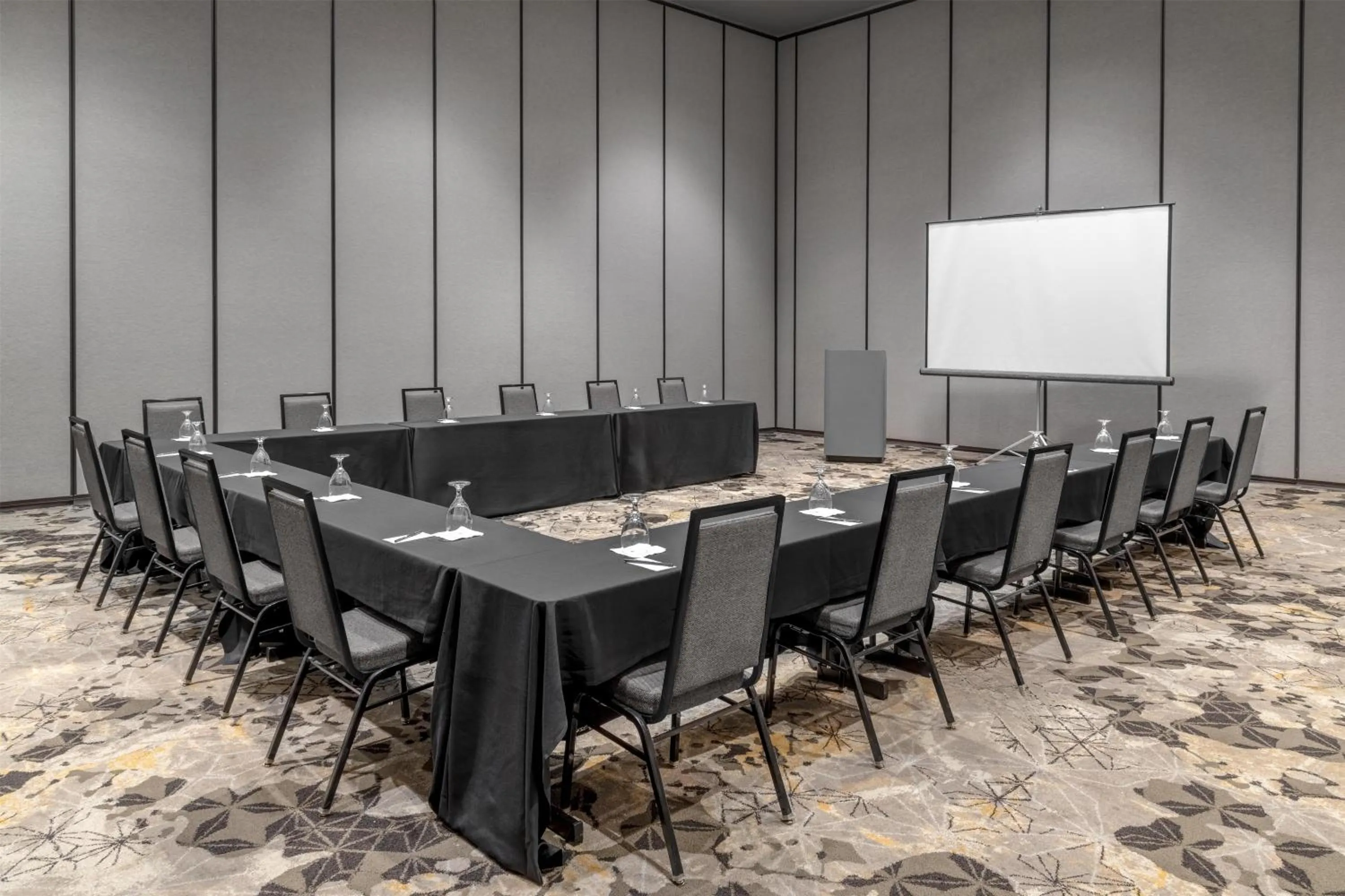 Meeting/conference room in DoubleTree by Hilton Springfield