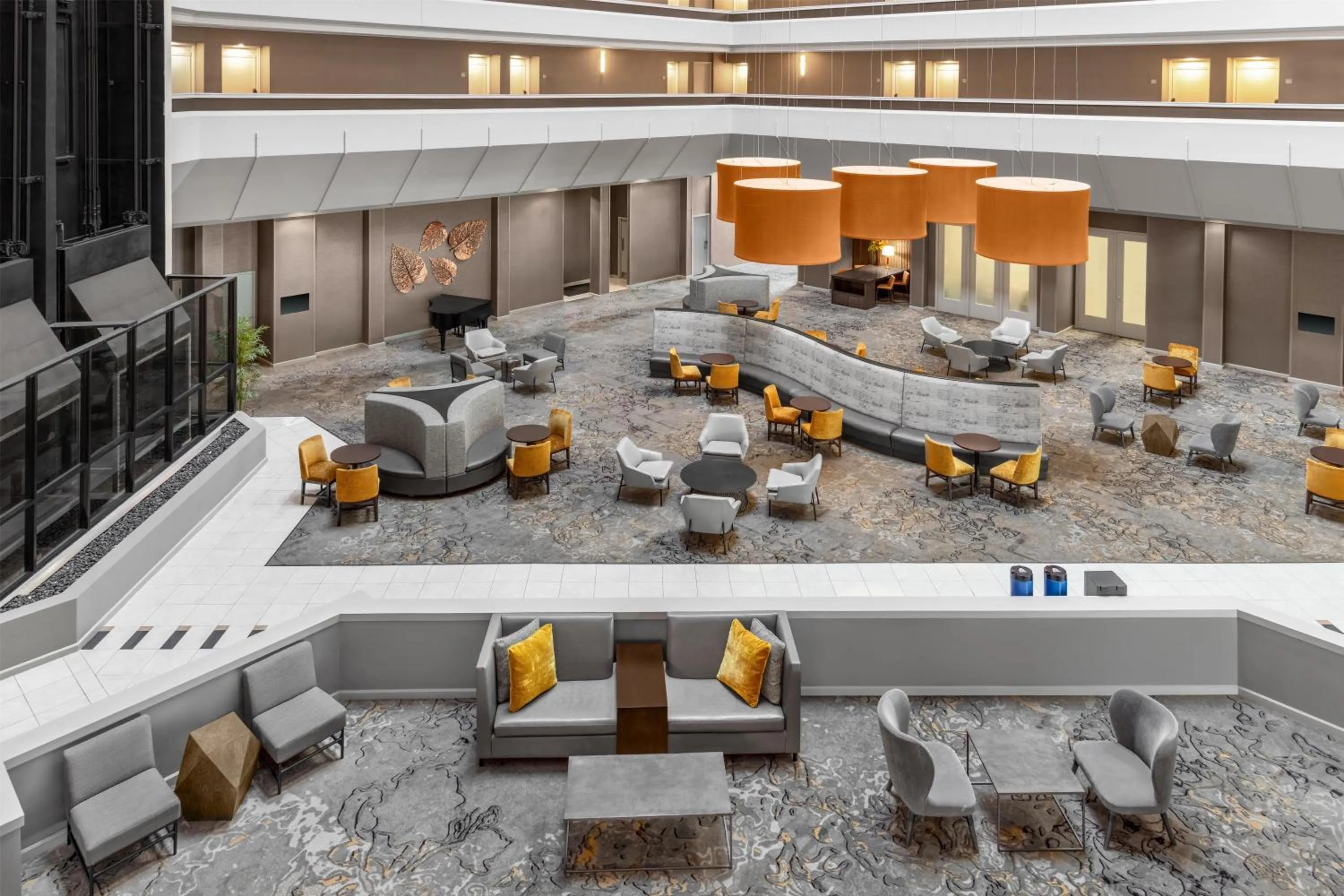 Lobby or reception in DoubleTree by Hilton Springfield