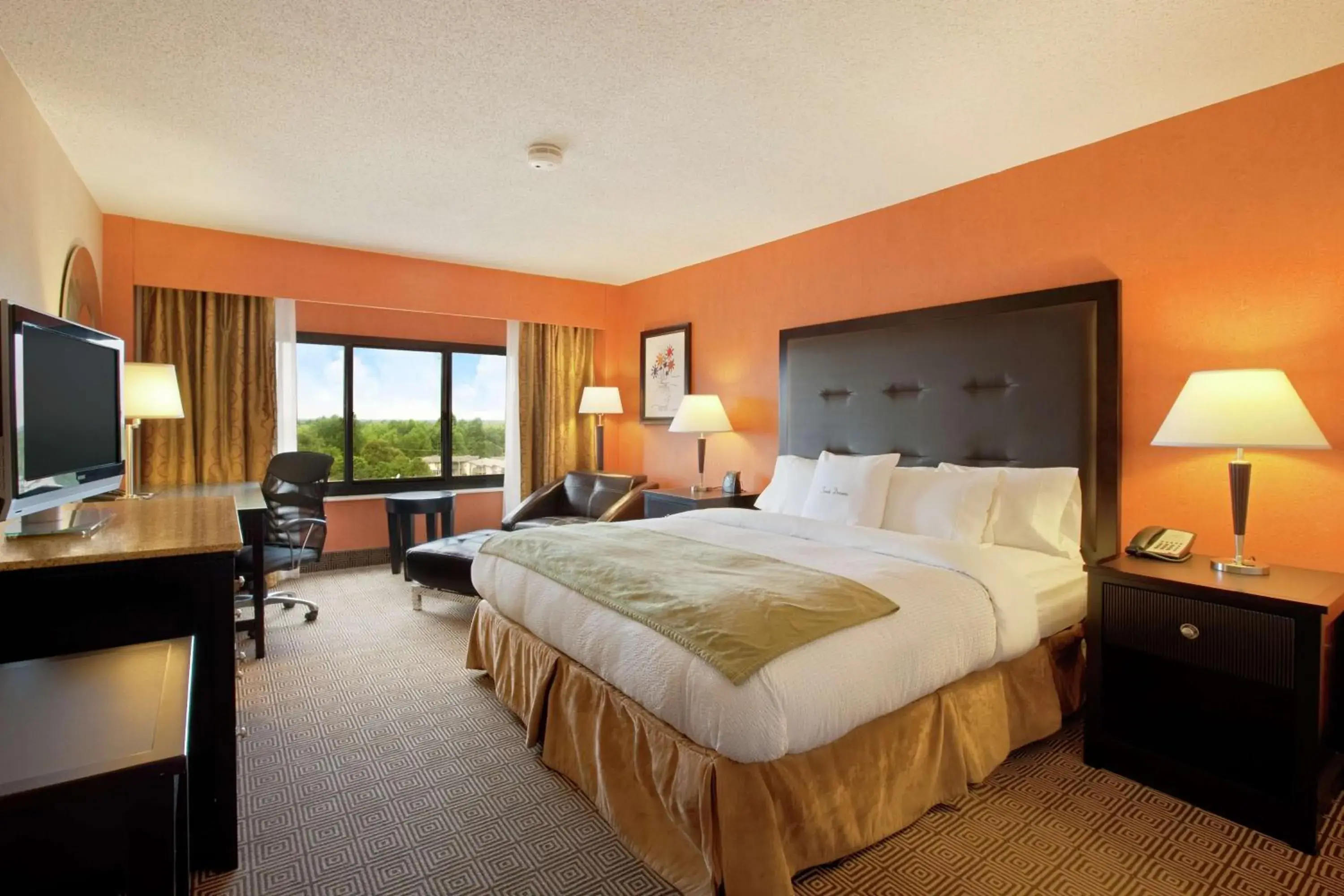 Bed in DoubleTree by Hilton Springfield Bed in DoubleTree by Hilton Springfield