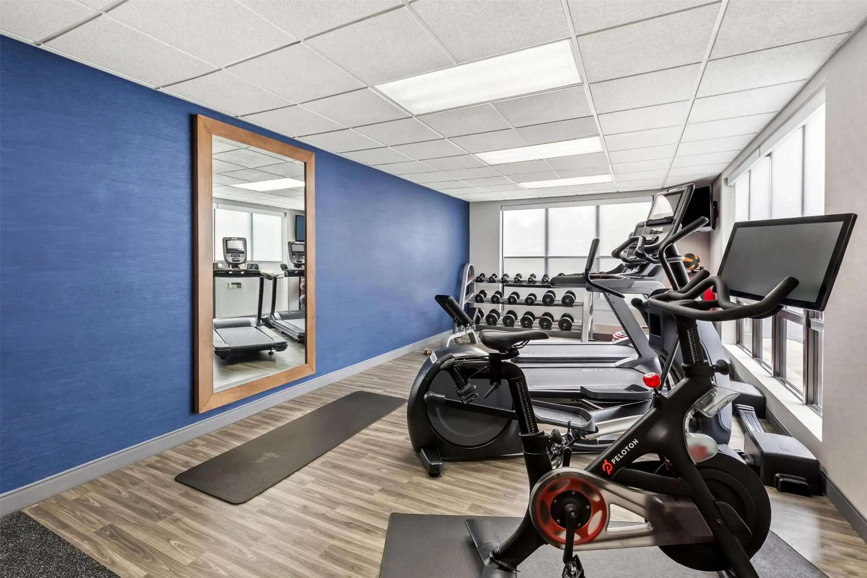 Fitness centre/facilities in Hampton Inn & Suites Grove City Fitness centre/facilities in Hampton Inn & Suites Grove City