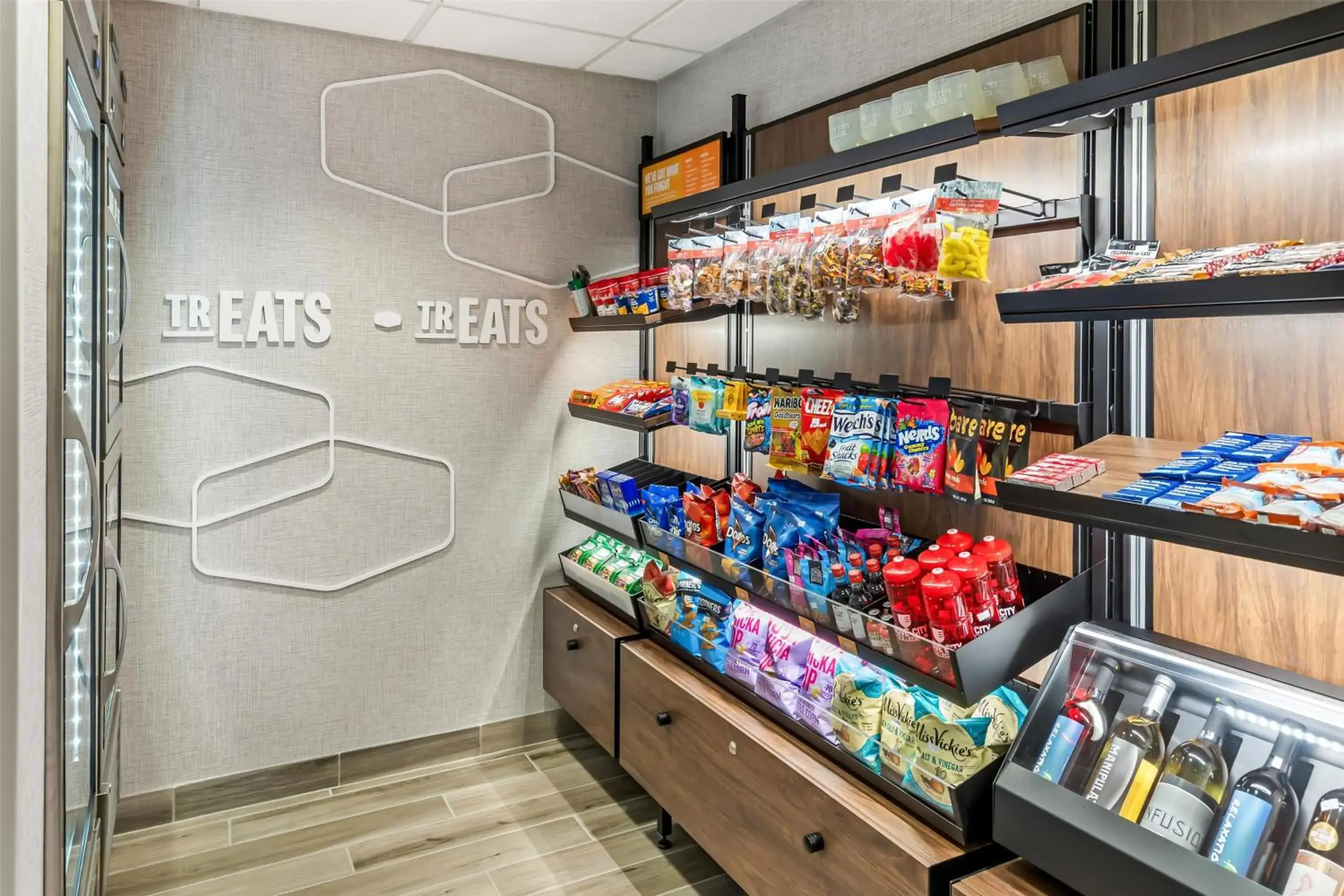 Restaurant/places to eat in Hampton Inn & Suites Grove City Restaurant/places to eat in Hampton Inn & Suites Grove City