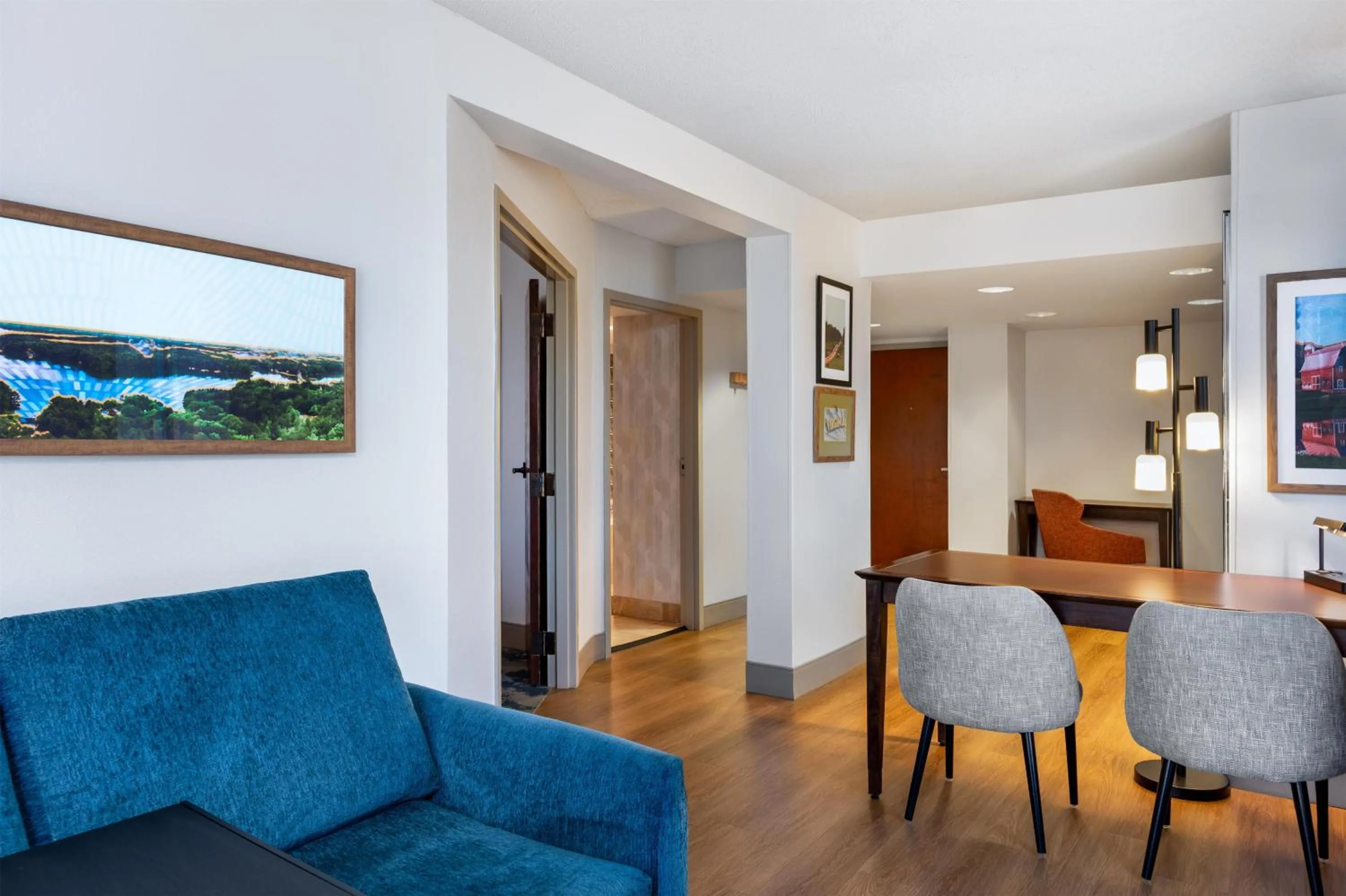 Living room in Hampton Inn South Hill