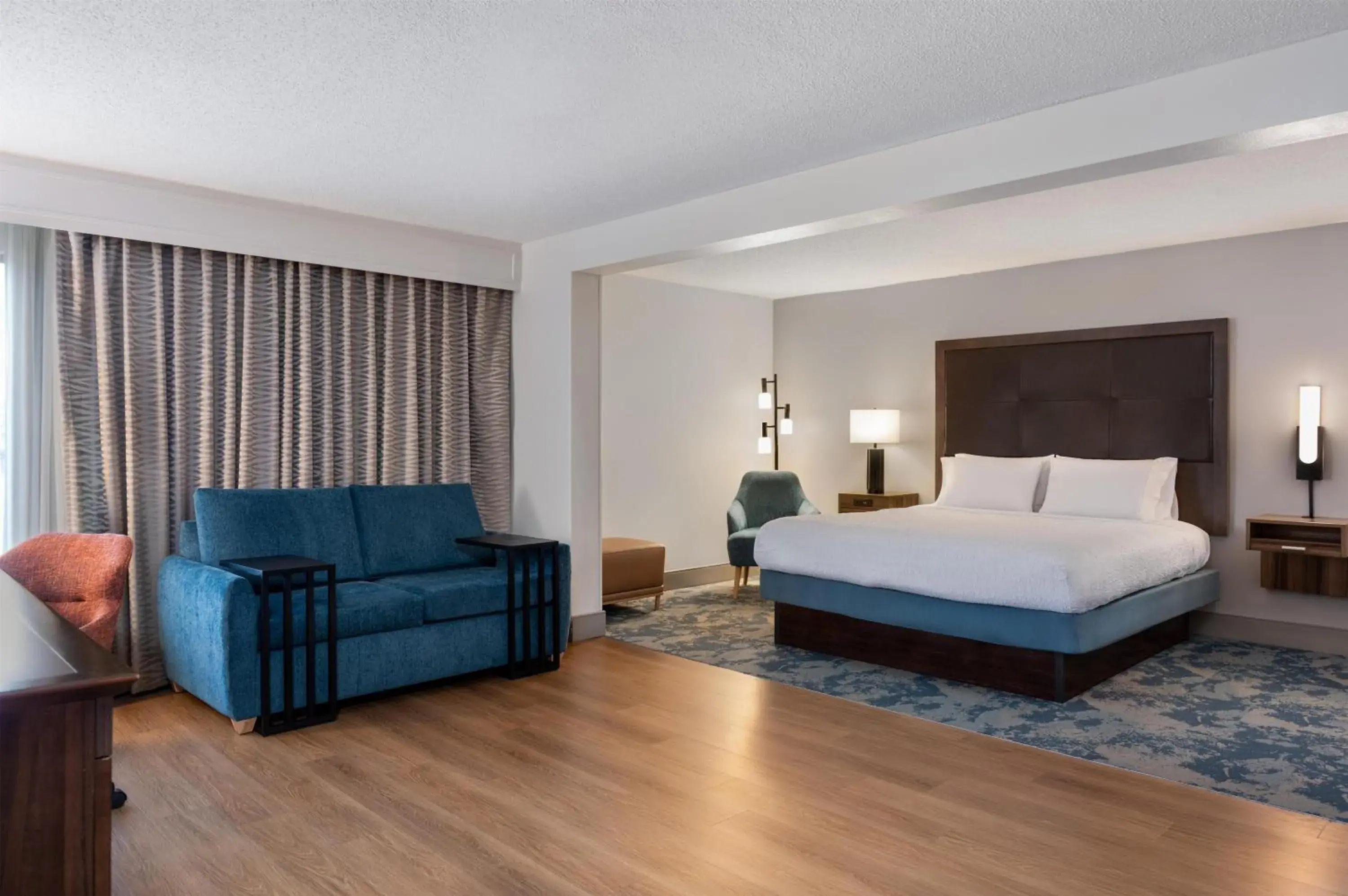 Living room, Bed in Hampton Inn South Hill Living room, Bed in Hampton Inn South Hill