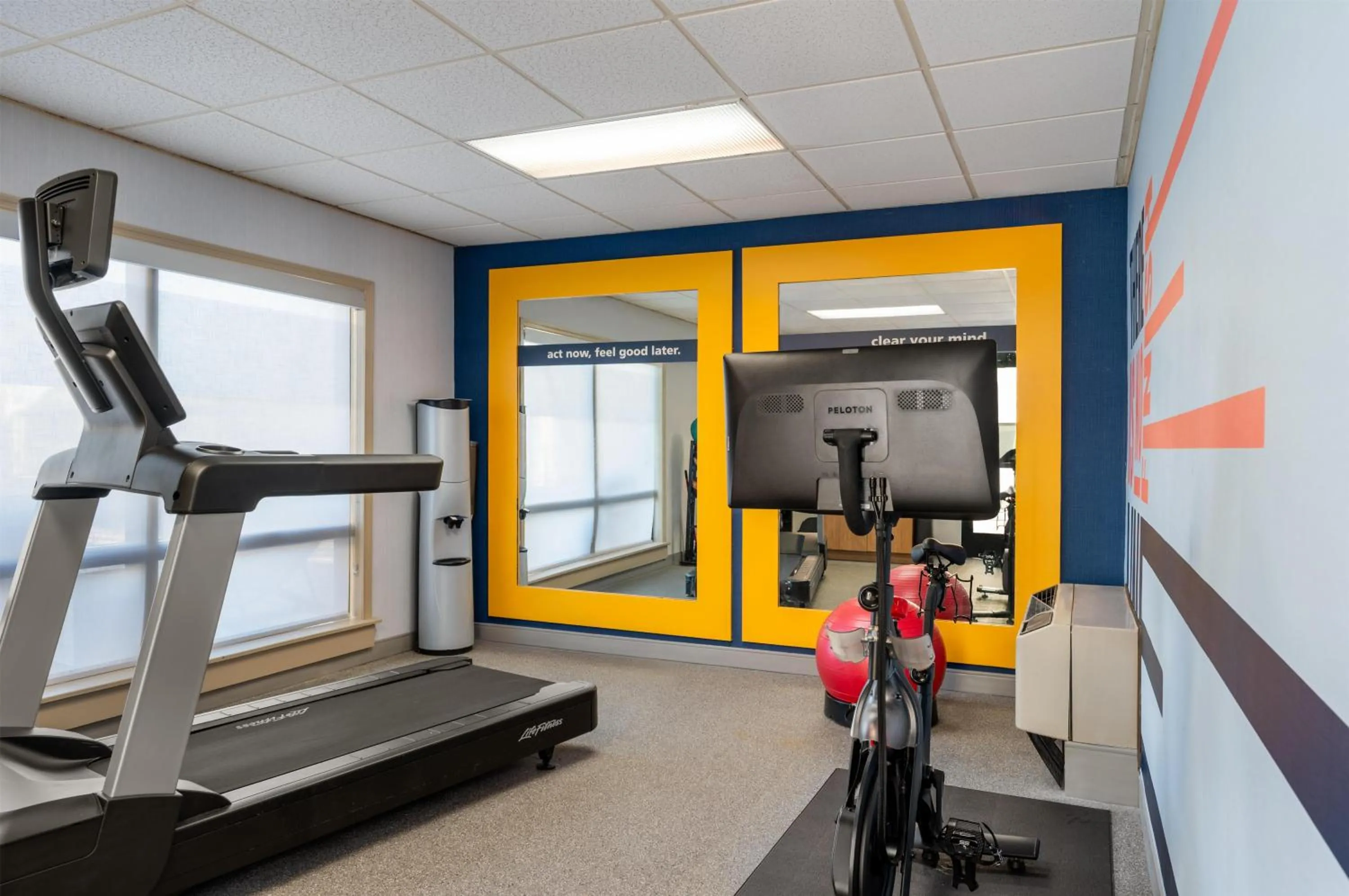 Fitness centre/facilities in Hampton Inn South Hill