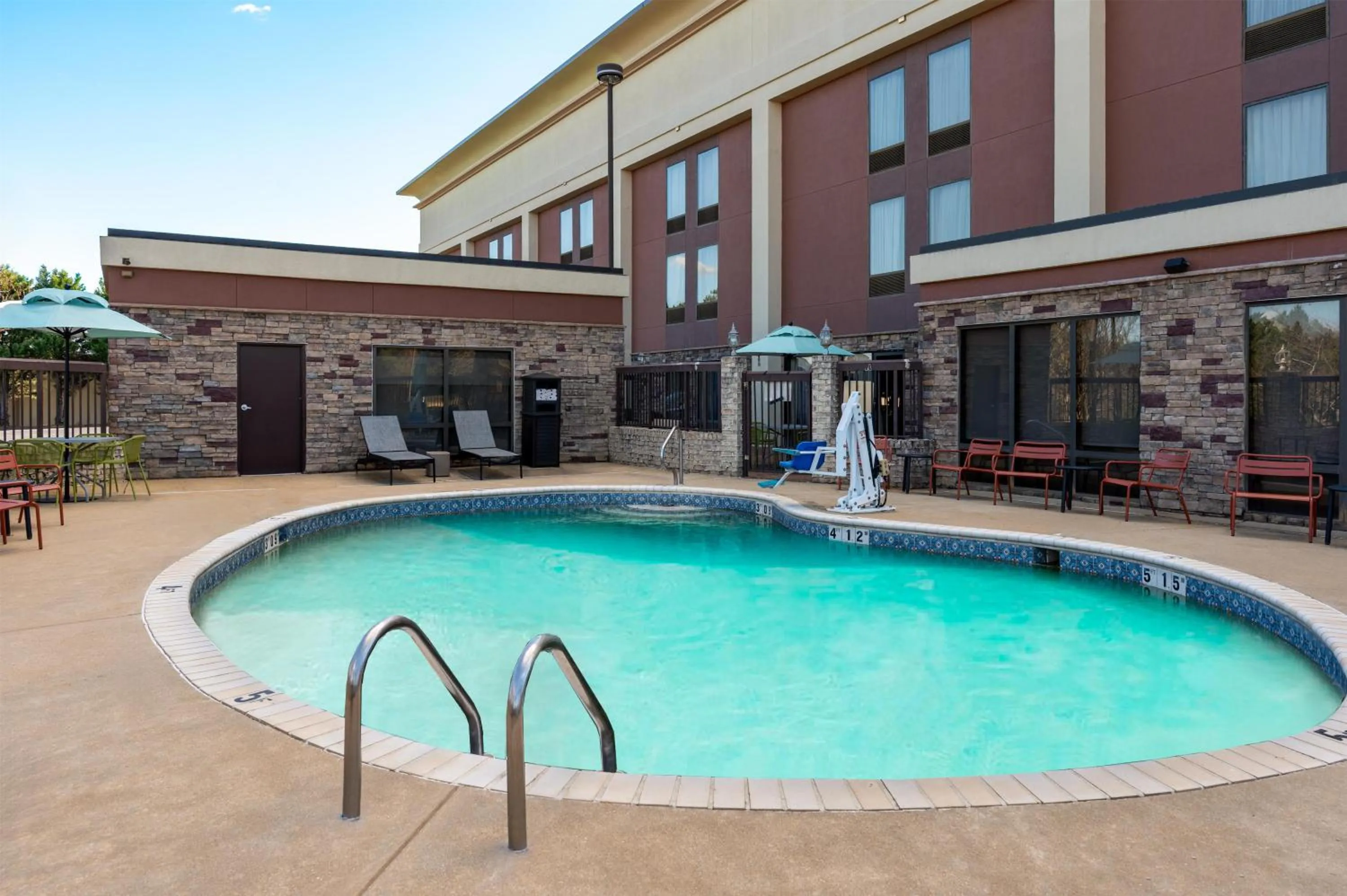 Pool view in Hampton Inn South Hill